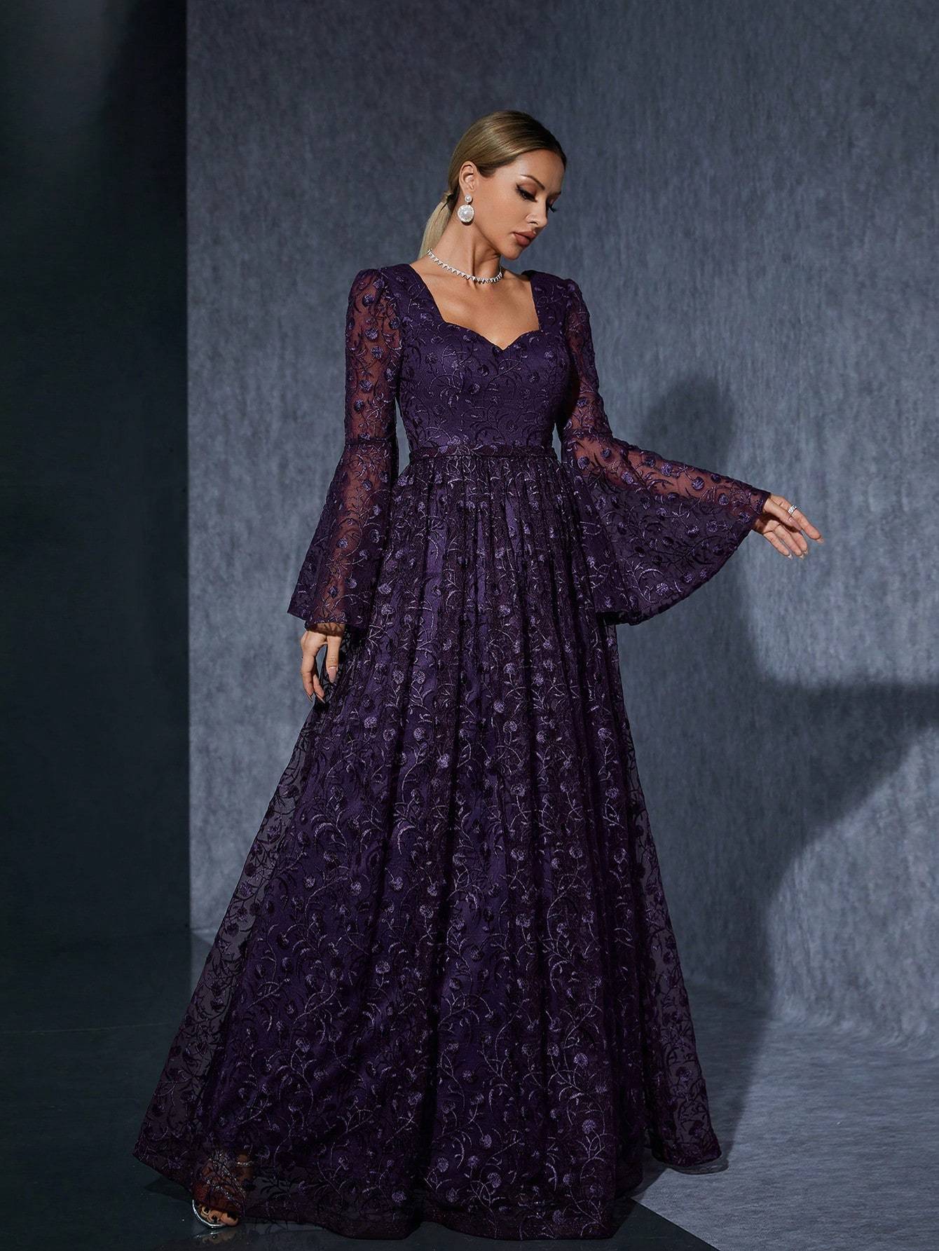 Leely Women's Elegant Sweetheart Cloak Sleeve Lace A-Line Dress