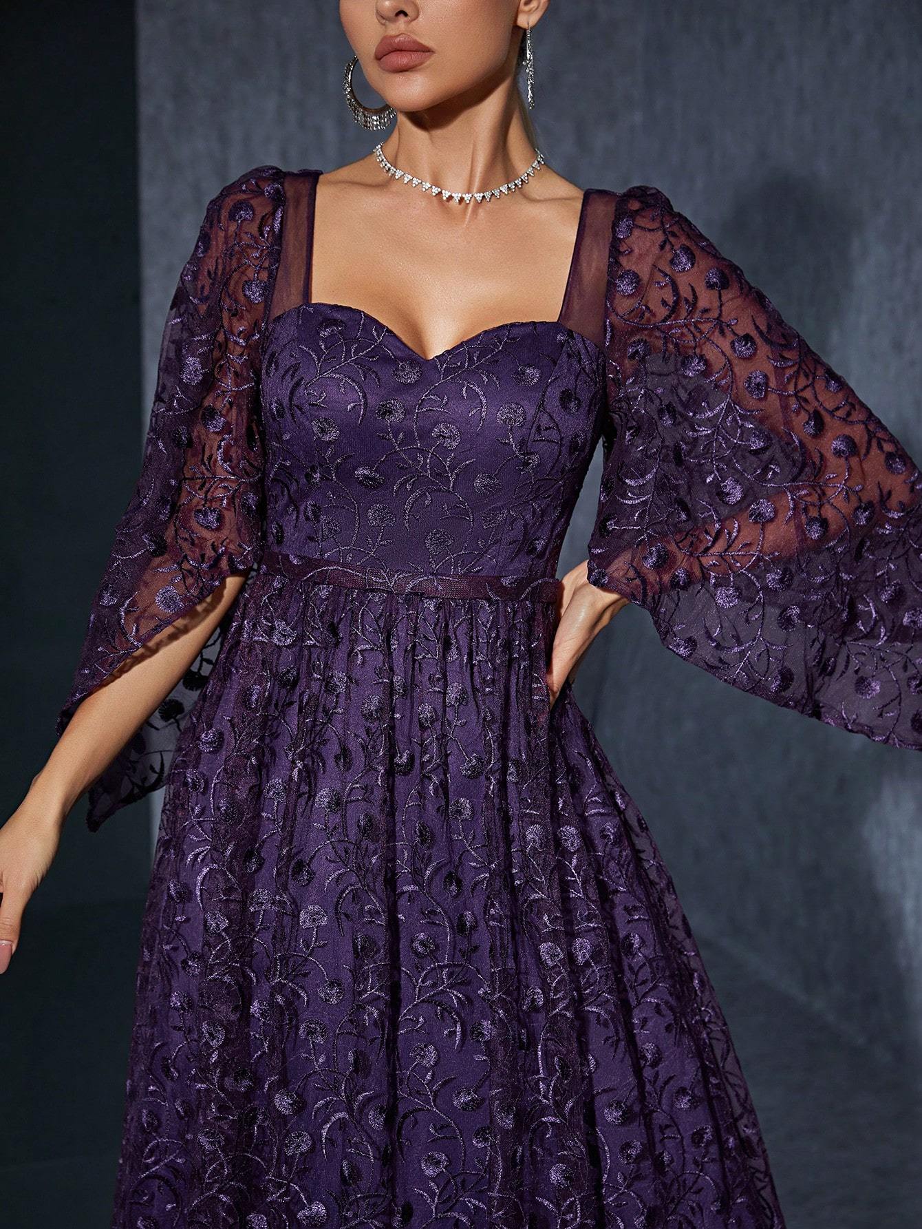 Leely Elegant Sweetheart Flare Sleeve Lace Evening Gown
