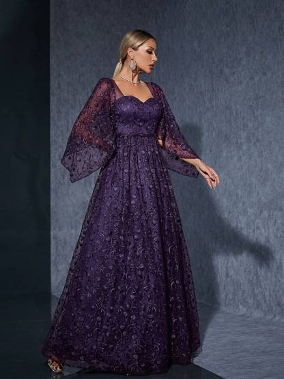 Leely Elegant Sweetheart Flare Sleeve Lace Evening Gown