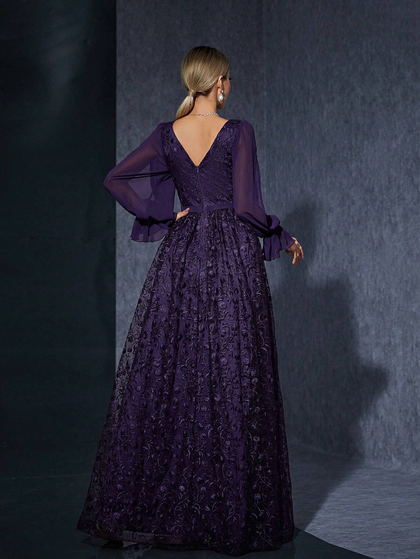 Leely Elegant V Neck Split Sleeve Lace Evening Gown