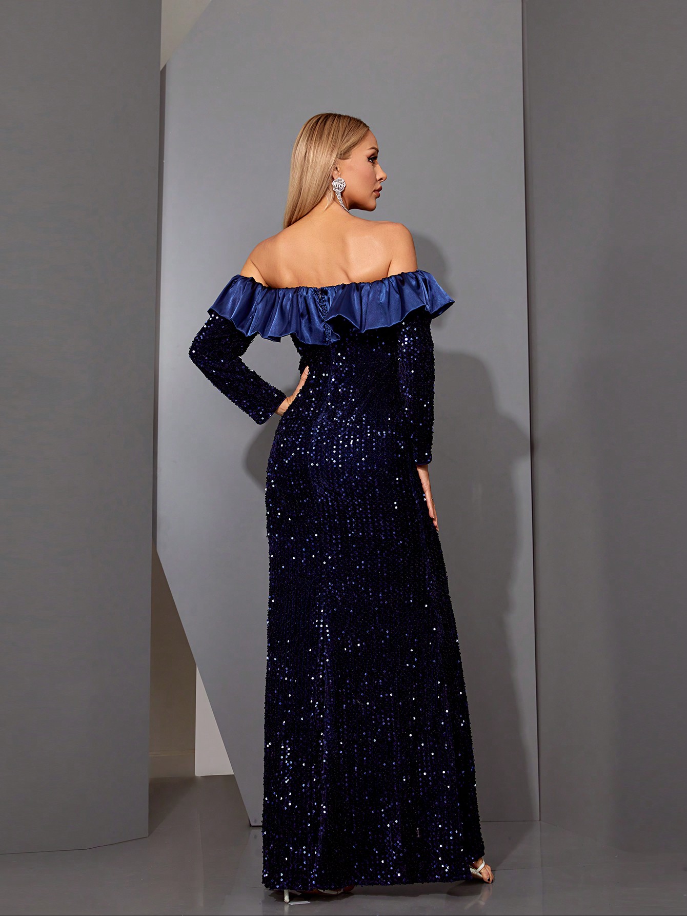 Leely Elegant Off The Shoulder Long Sleeve Party Dress