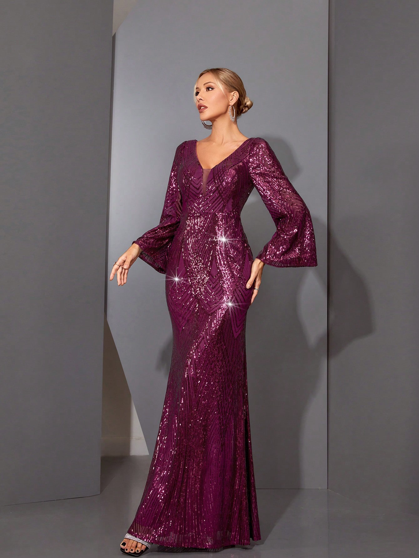 Leely Elegant V Neck Flare Sleeve Party Dress