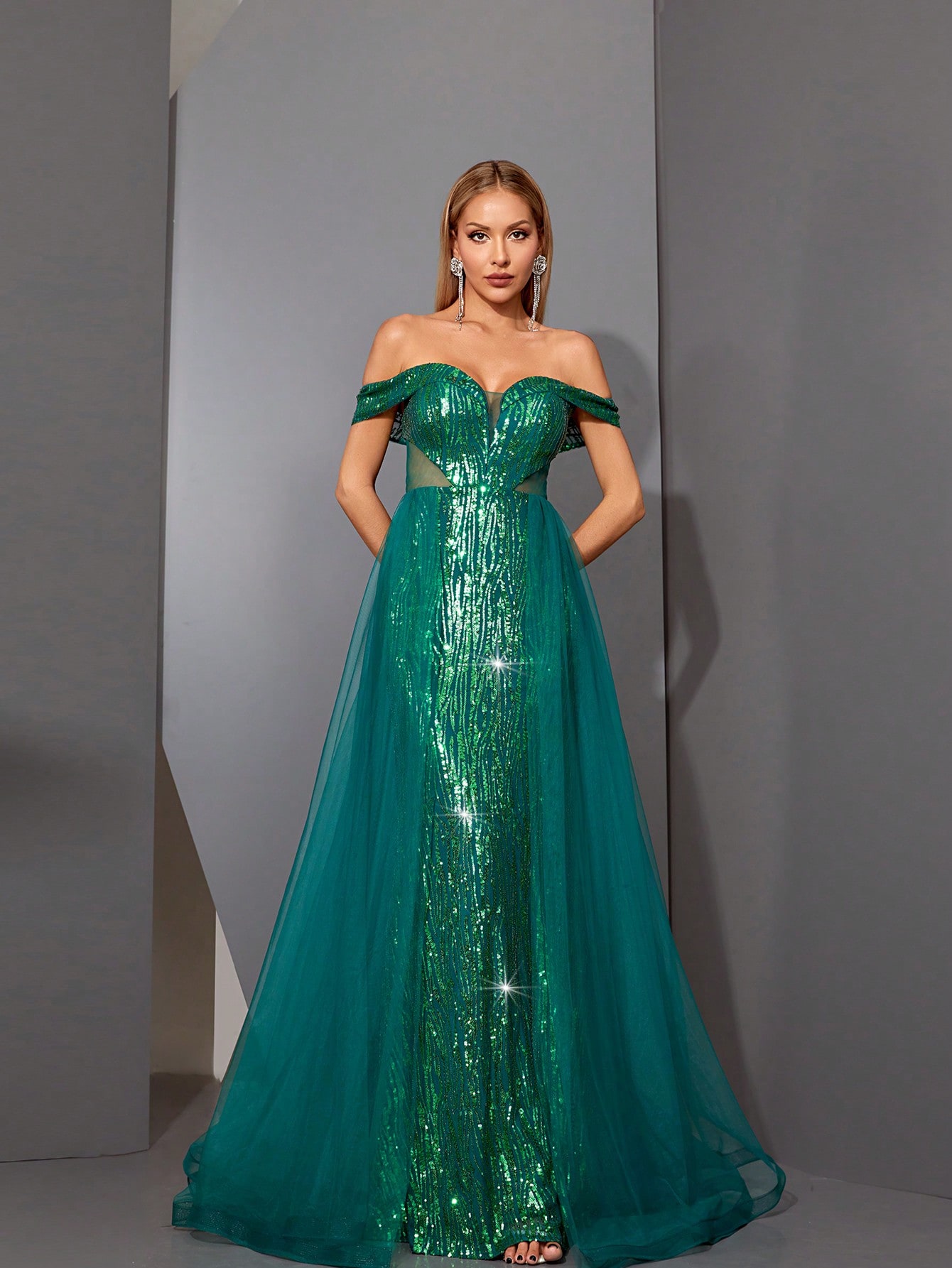 Leely Elegant Off The Shoulder Sleeveless Party Dress