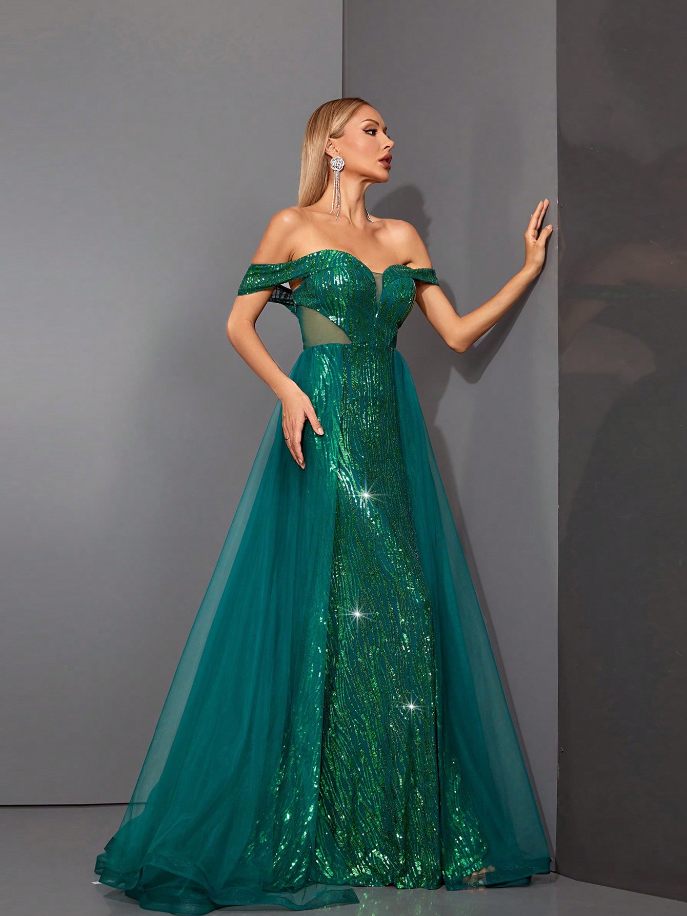 Leely Elegant Off The Shoulder Sleeveless Party Dress