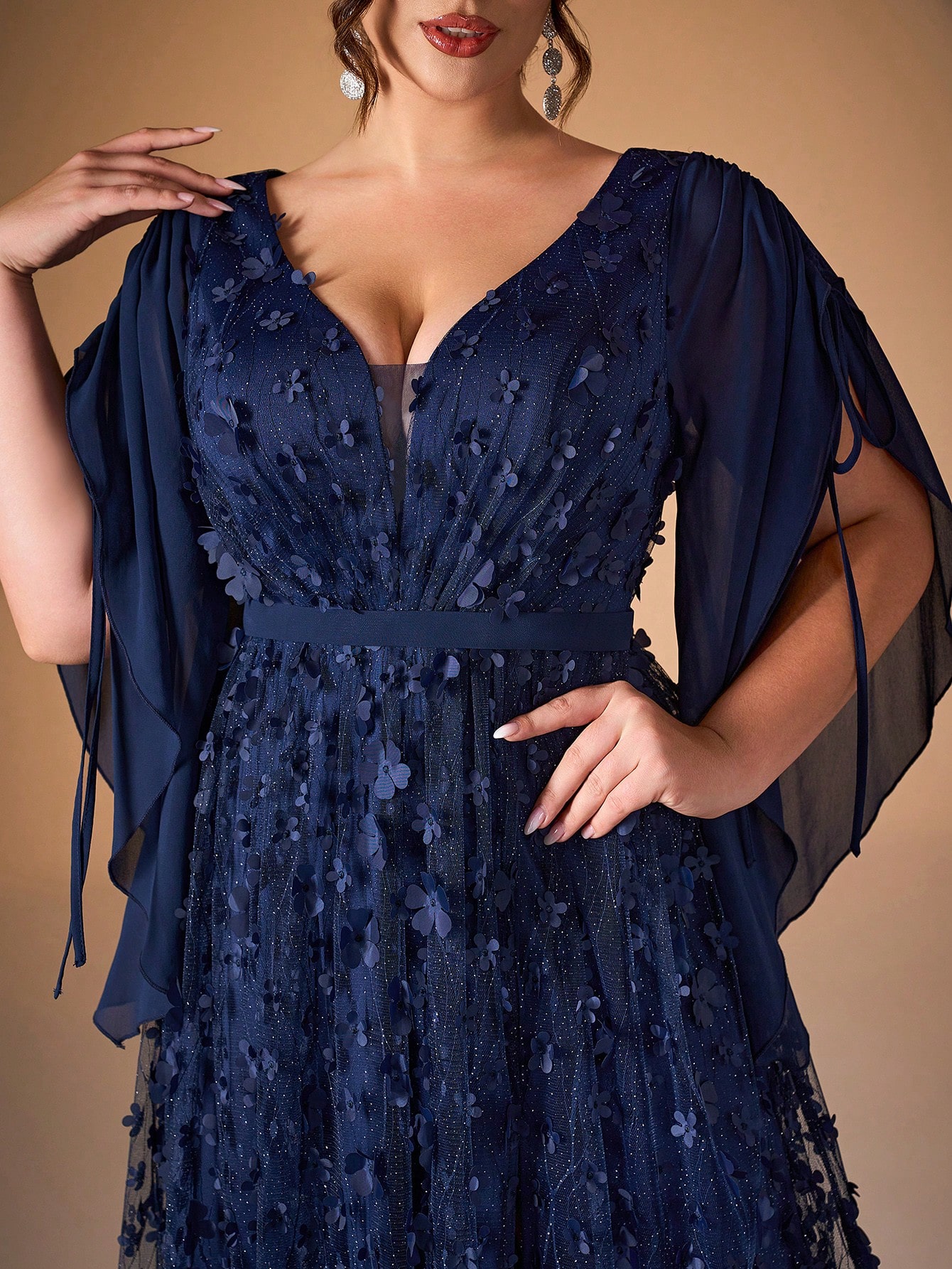 Leely Plus Women's Elegant V Neck Flounce Sleeve Graduation & Prom Dresses