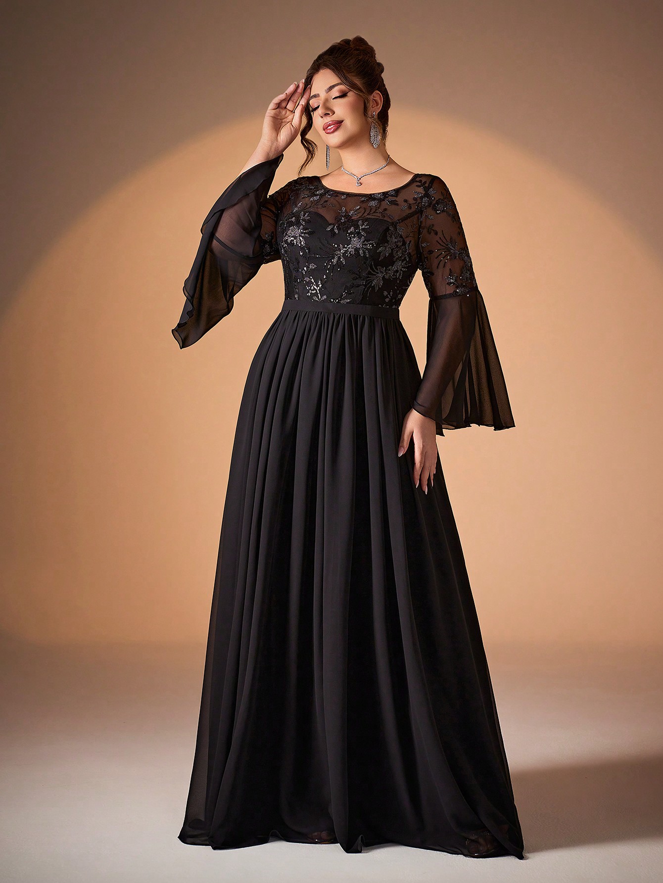 Leely Plus Women's Elegant Round Neck Flare Sleeve Party Dresses