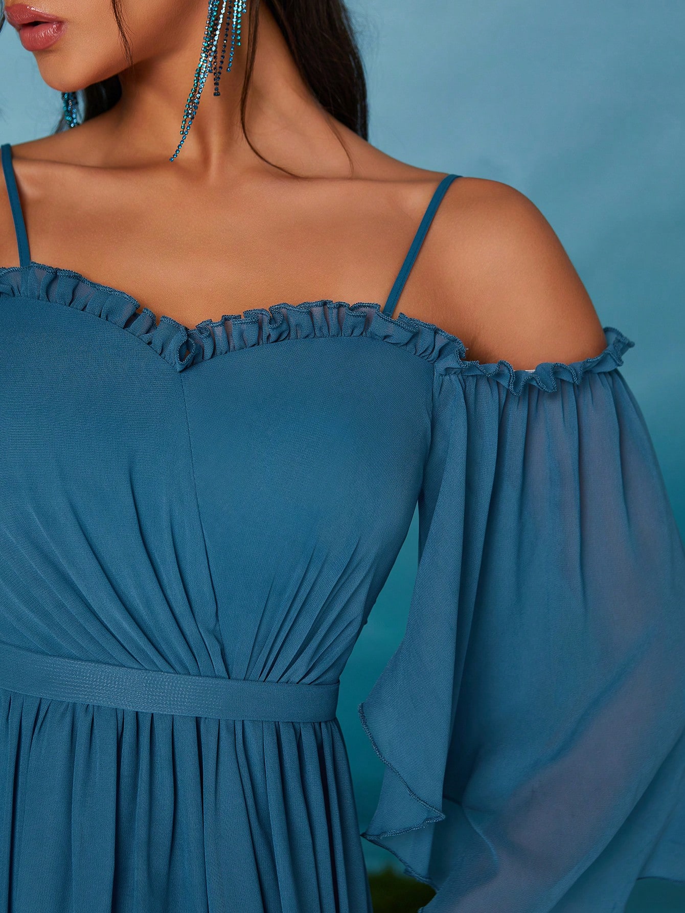 Leely Elegant Spaghetti Straps Cold Shoulder Party Dress
