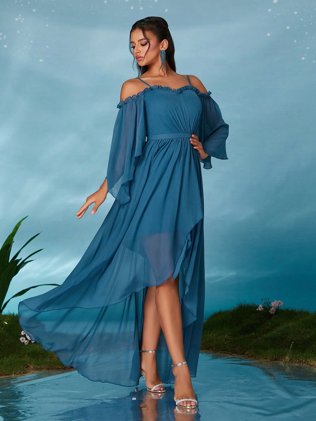 Leely Elegant Spaghetti Straps Cold Shoulder Party Dress