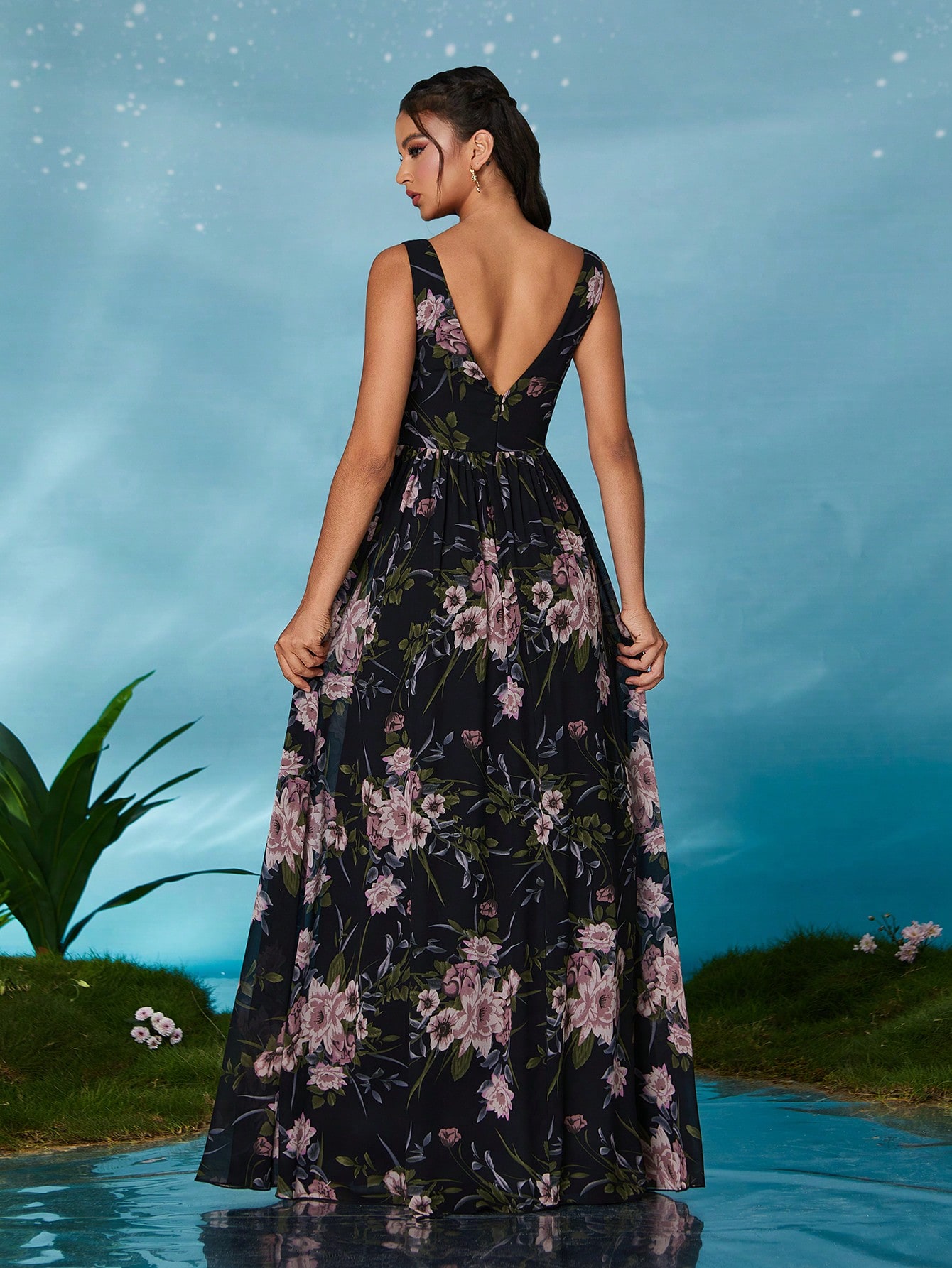 Leely Elegant V Neck Sleeveless Prom Dress