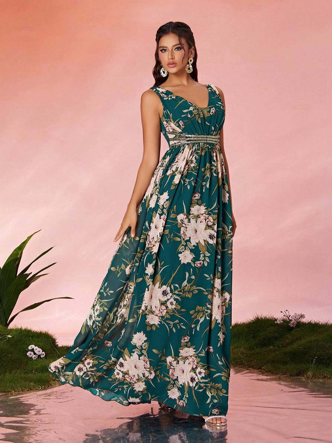 Leely Elegant V Neck Sleeveless Prom Dress