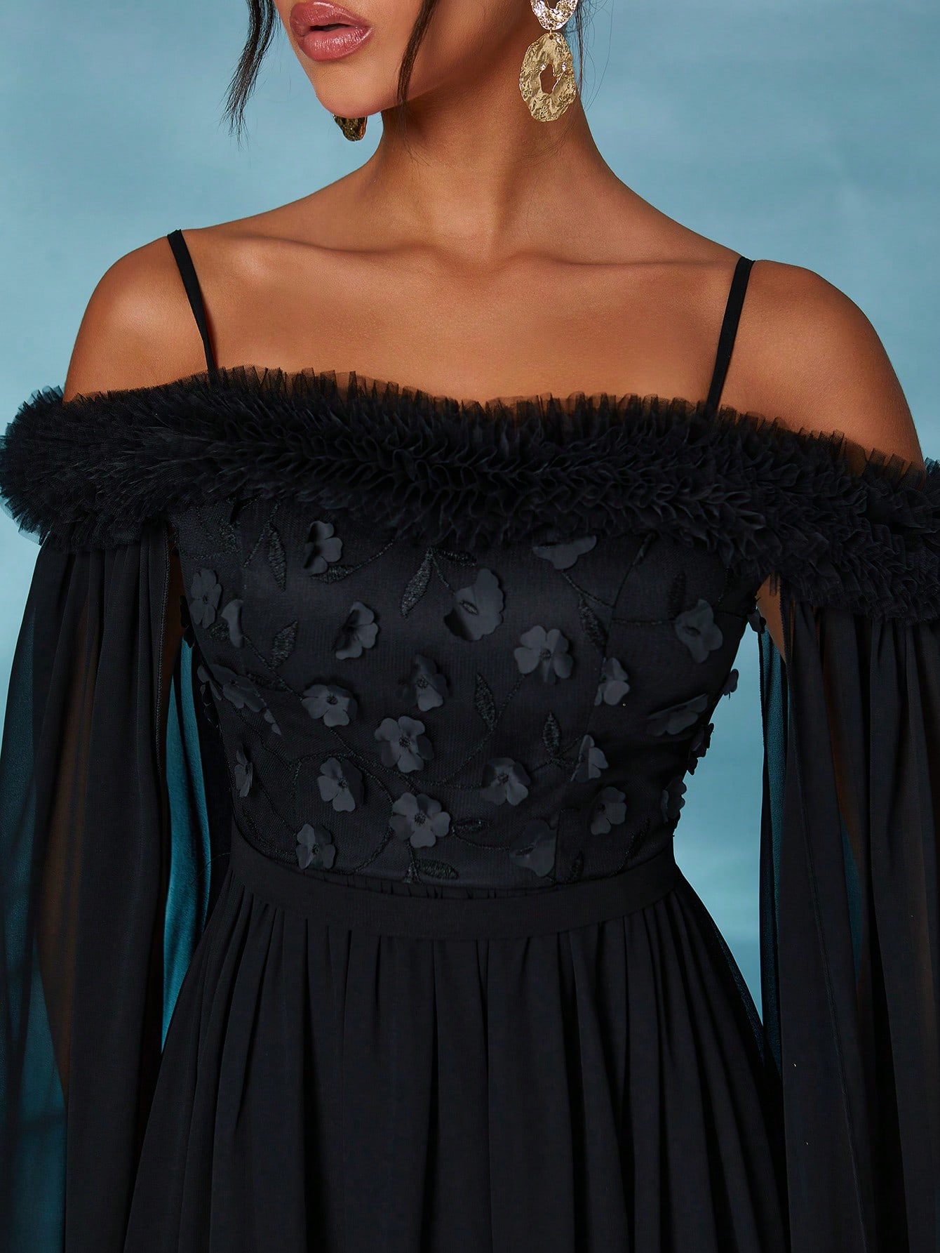 Leely Elegant Spaghetti Straps Extra-Long Sleeve Party Dress