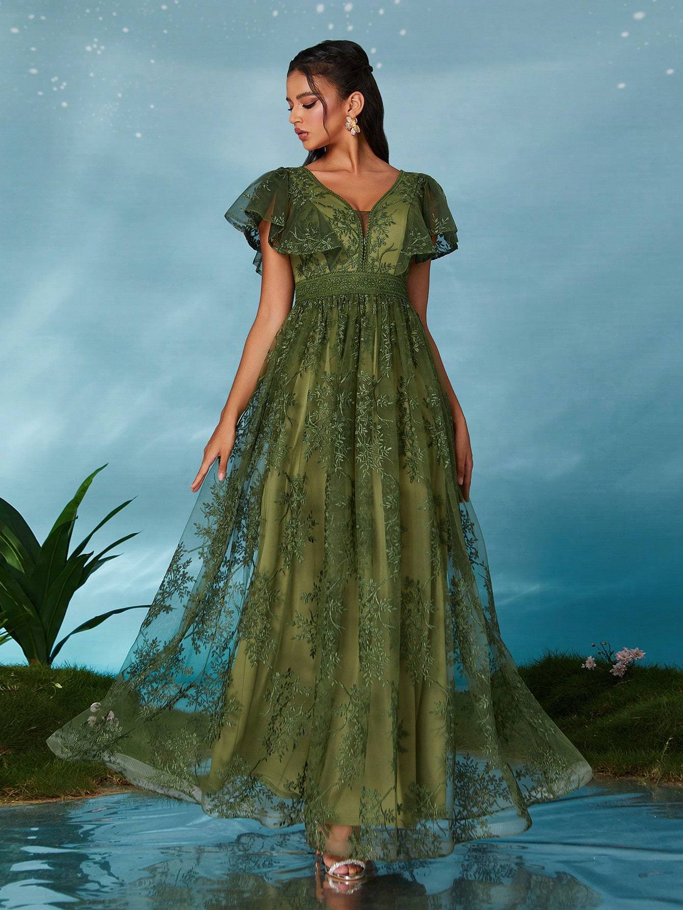 Leely Women's Elegant Sweetheart Cloak Sleeve Lace A-Line Dress