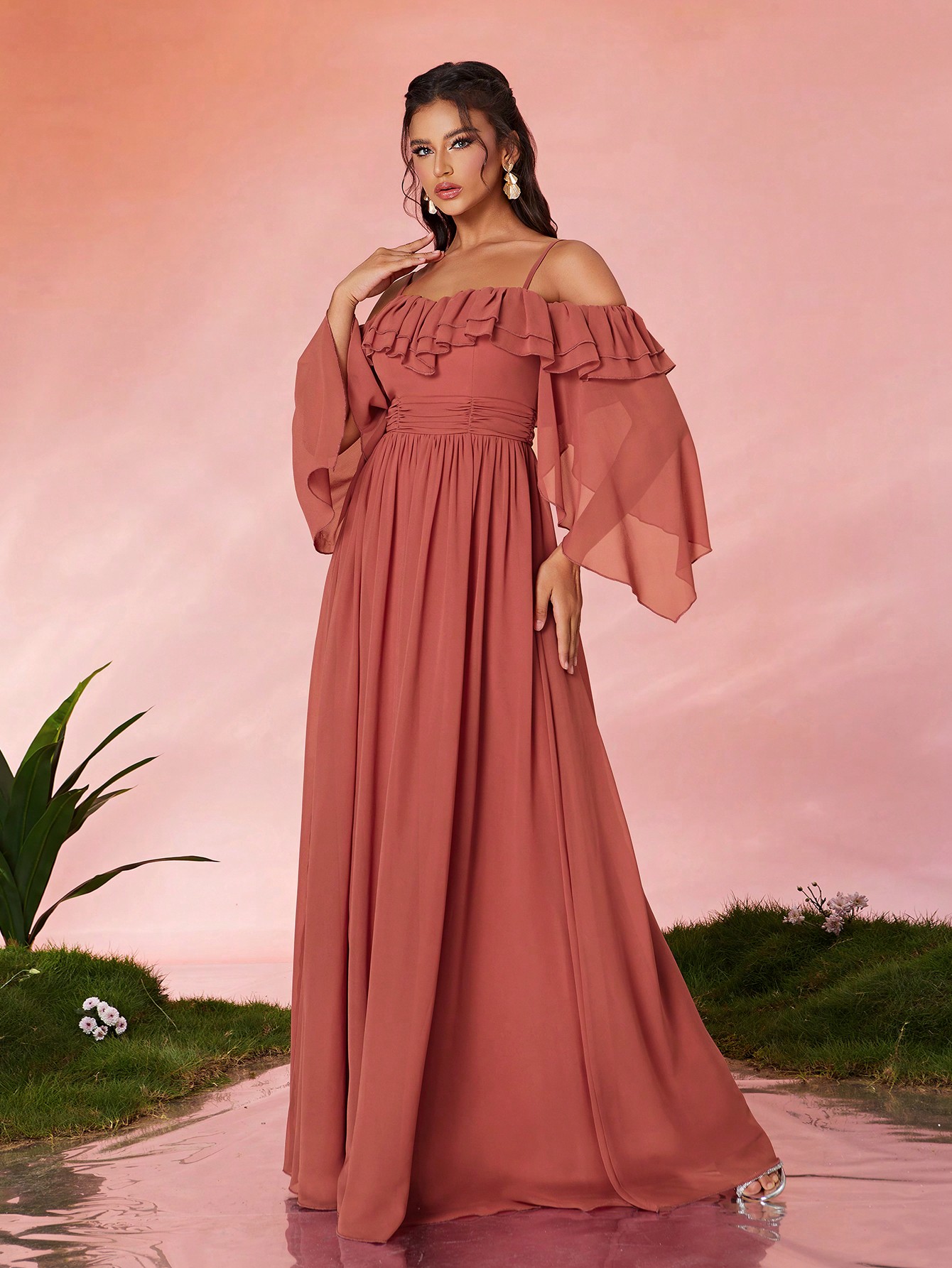 Leely Elegant Spaghetti Straps Cold Shoulder Party Dress