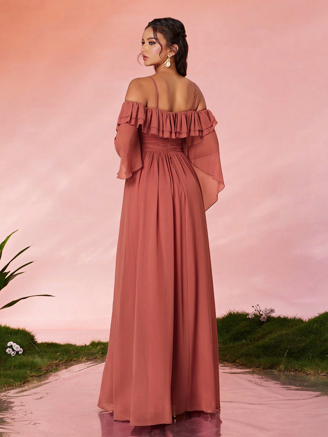 Leely Elegant Spaghetti Straps Cold Shoulder Party Dress