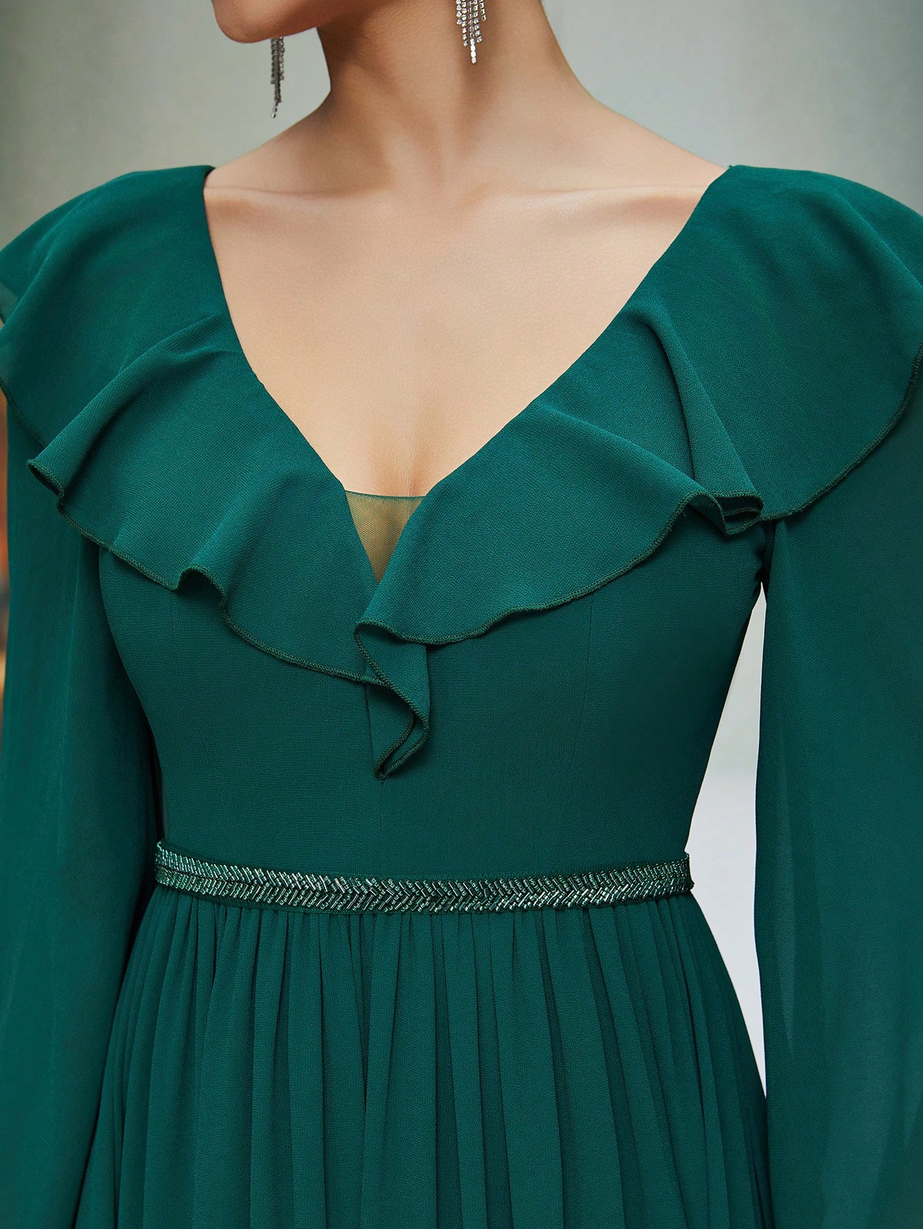 Leely Elegant Peter Pan Collar Bishop Sleeve Evening Gown