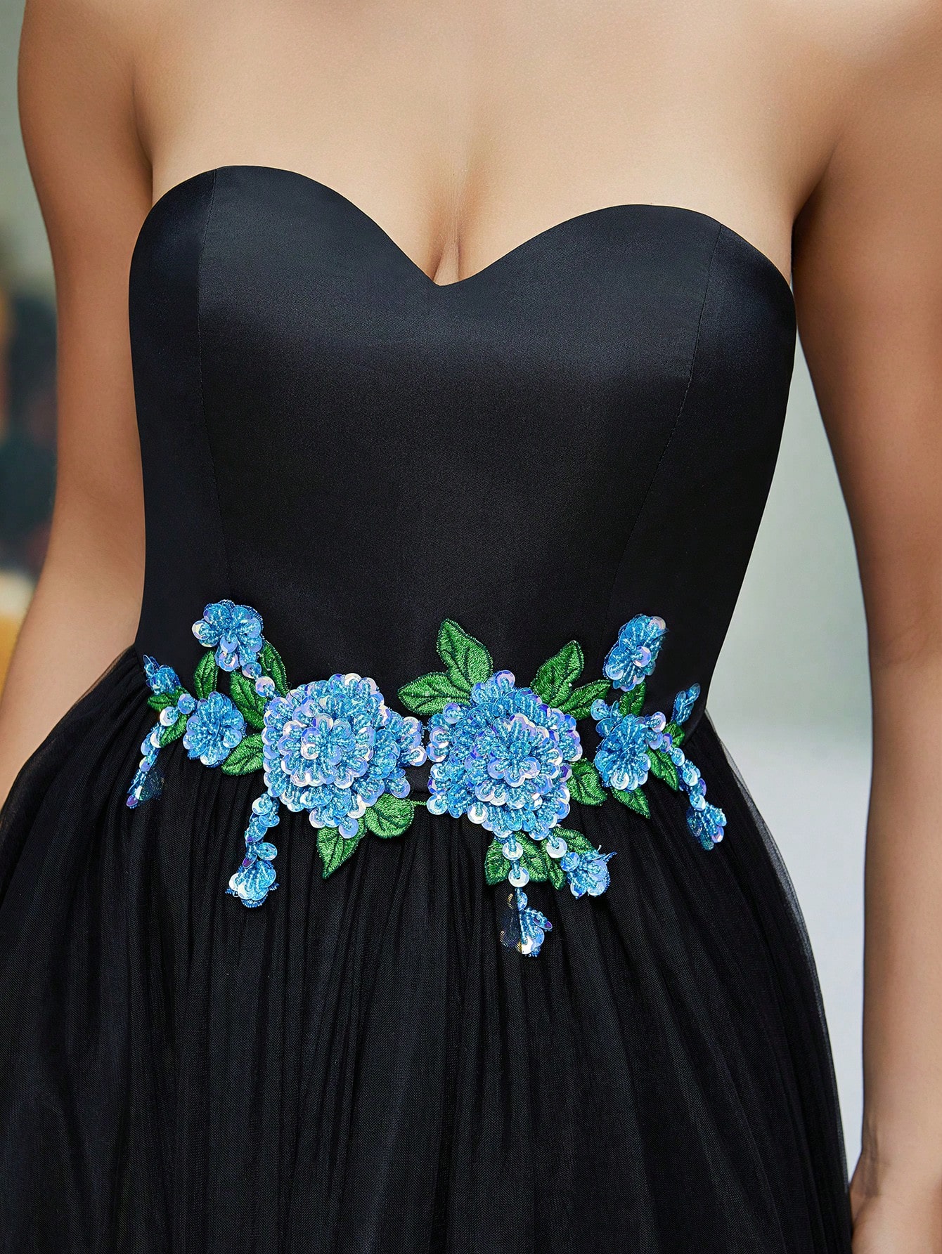 Leely Elegant Strapless Sleeveless Tulle Long Prom Dress