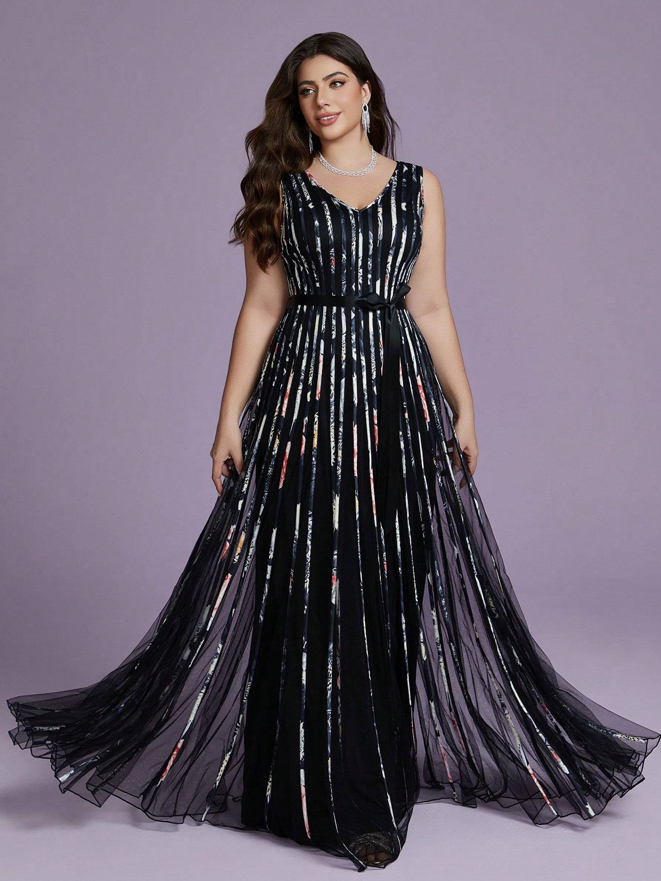Leely Plus Women's Elegant V Neck Sleeveless A-Line Prom Dress