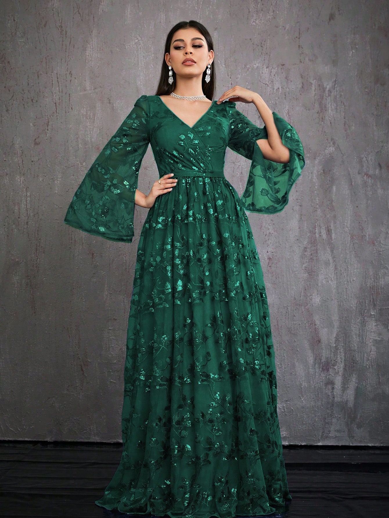 Leely Women's Elegant V Neck Split Sleeve Prom Dress