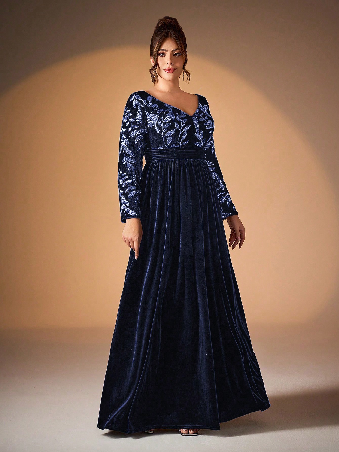 Leely Plus Women's Elegant V Neck Long Sleeve A Line Prom Dress