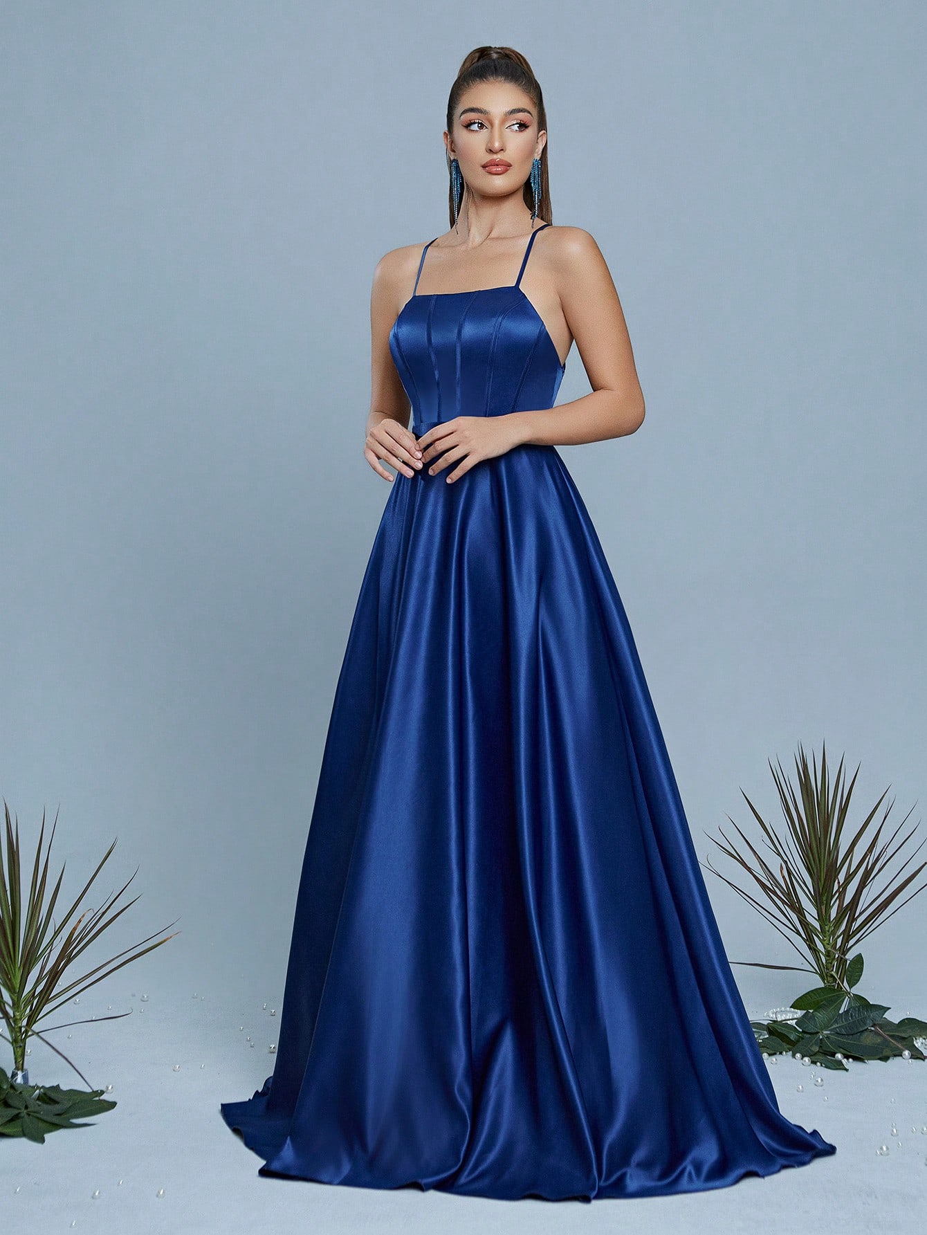 Leely Elegant Spaghetti Straps Sleeveless Evening Gown