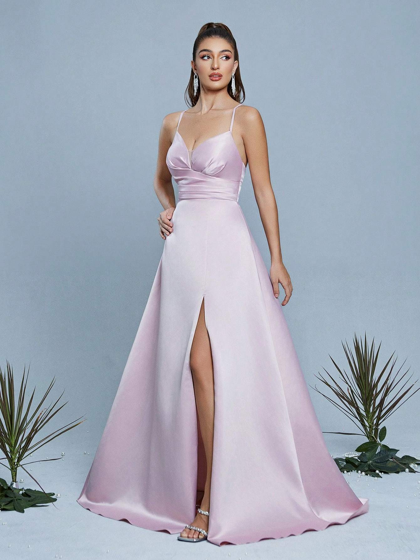 Leely Elegant Spaghetti Straps Sleeveless Evening Gown