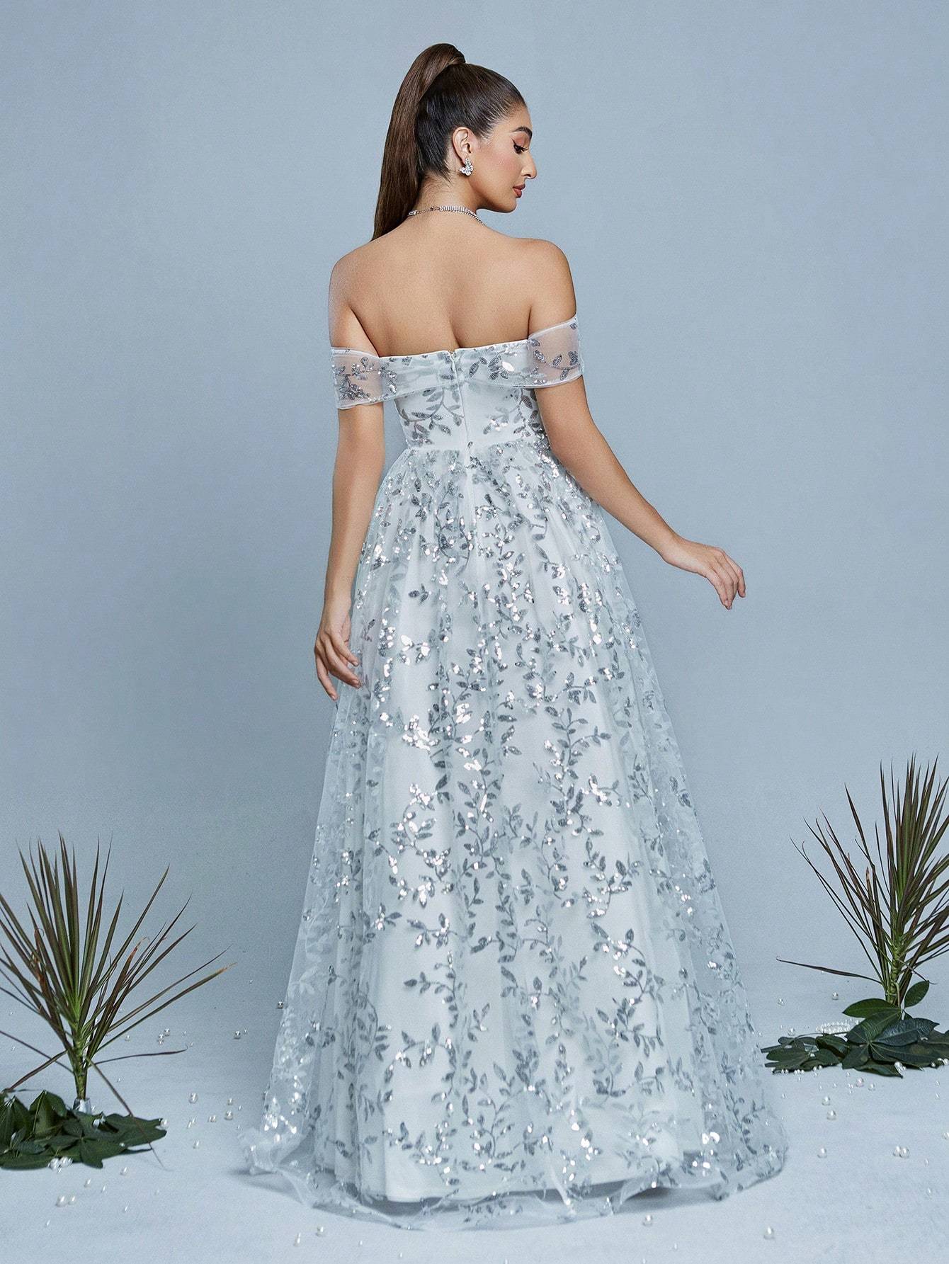 Leely Elegant Off The Shoulder Sleeveless Prom Dress