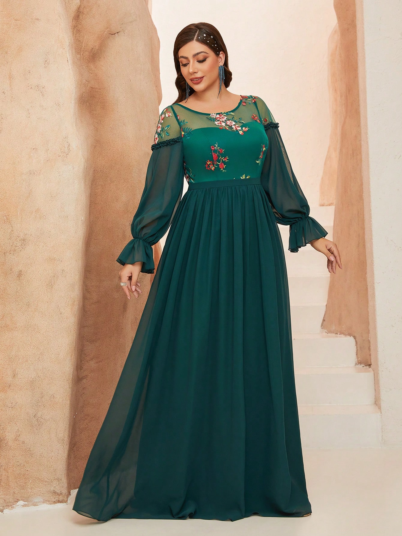 Leely Plus Women's Elegant Round Neck Bishop Sleeve Party Dresses