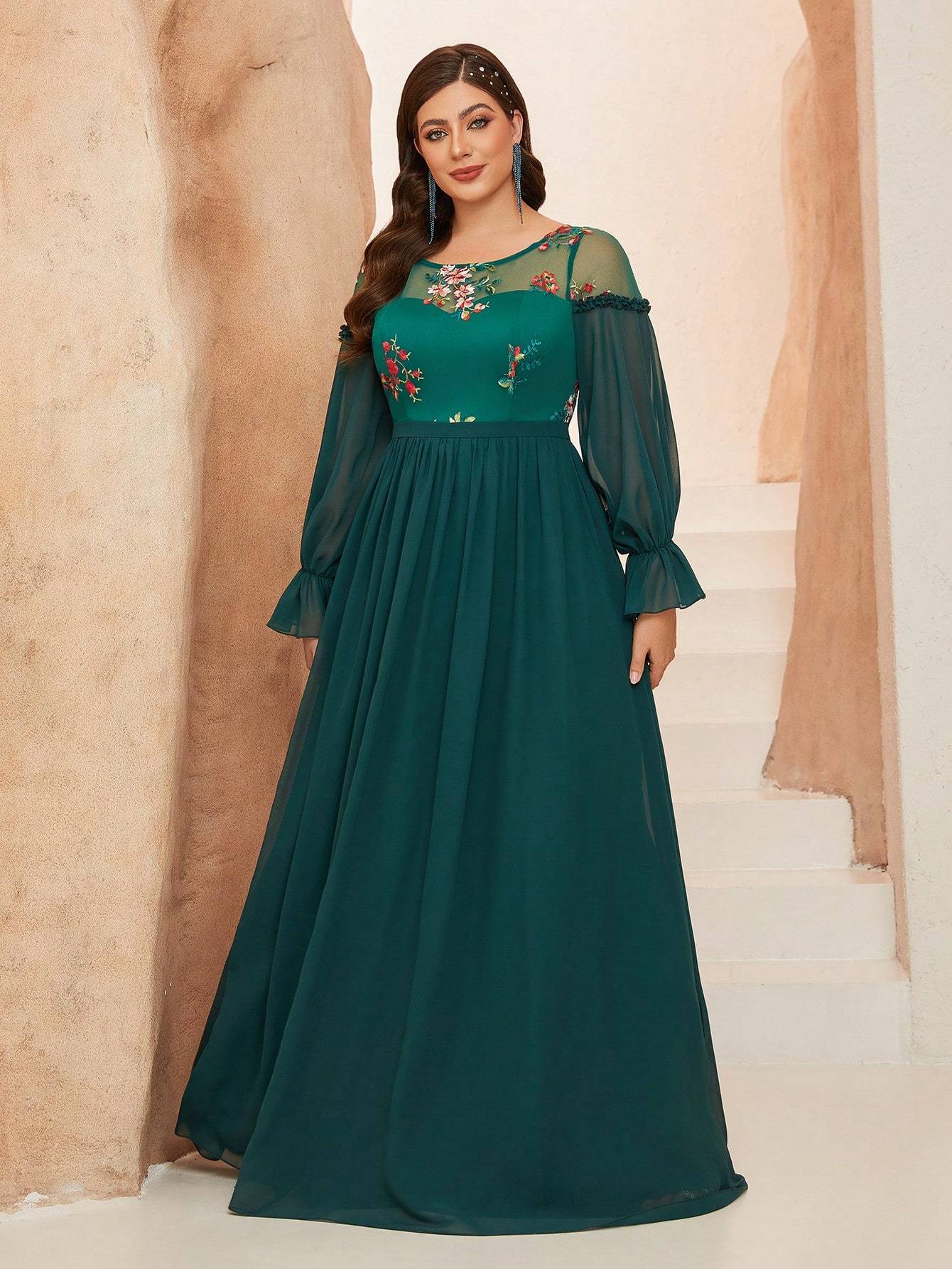 Leely Plus Women's Elegant Round Neck Bishop Sleeve Party Dresses