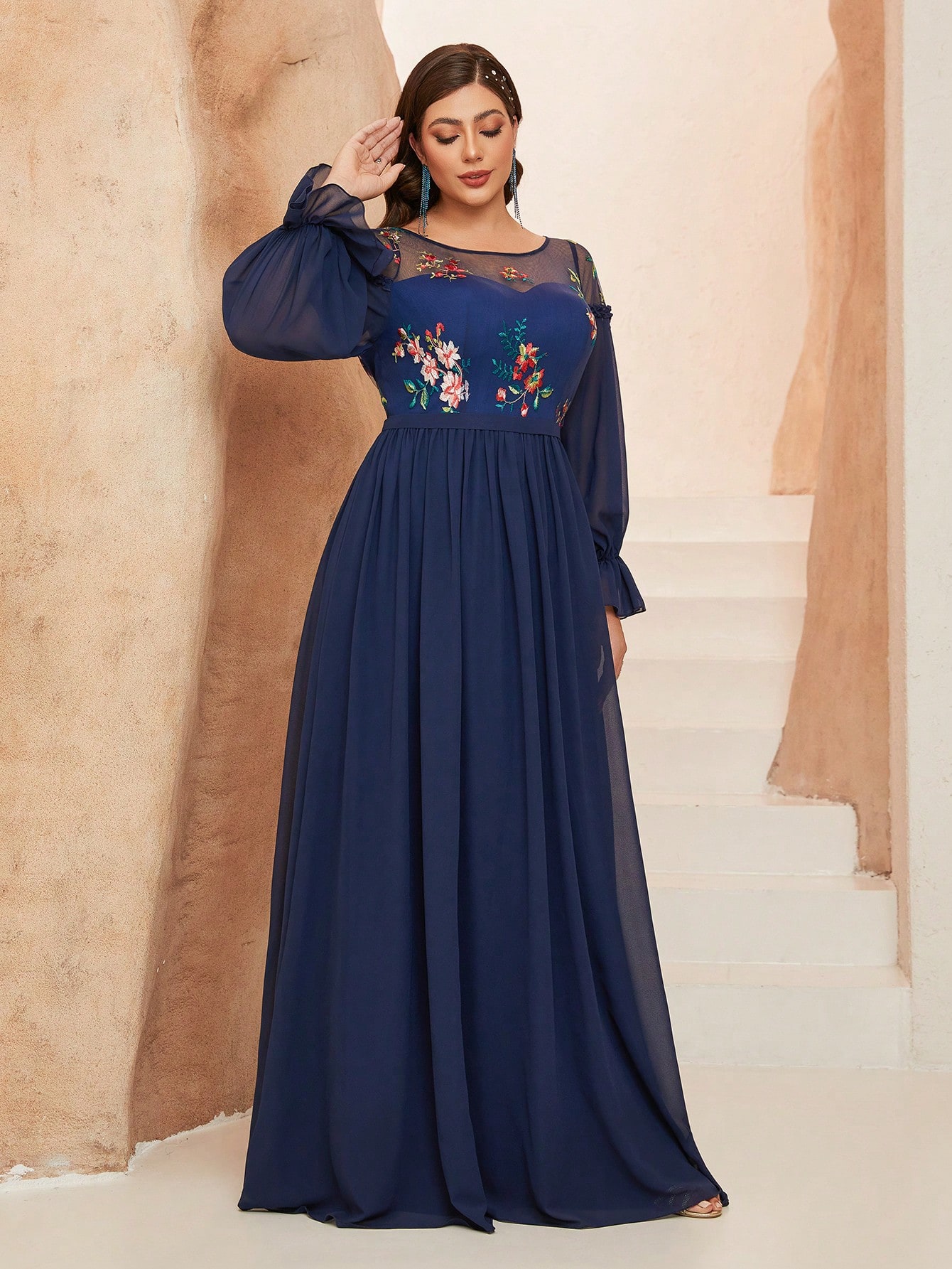Leely Plus Women's Elegant Round Neck Bishop Sleeve Party Dresses