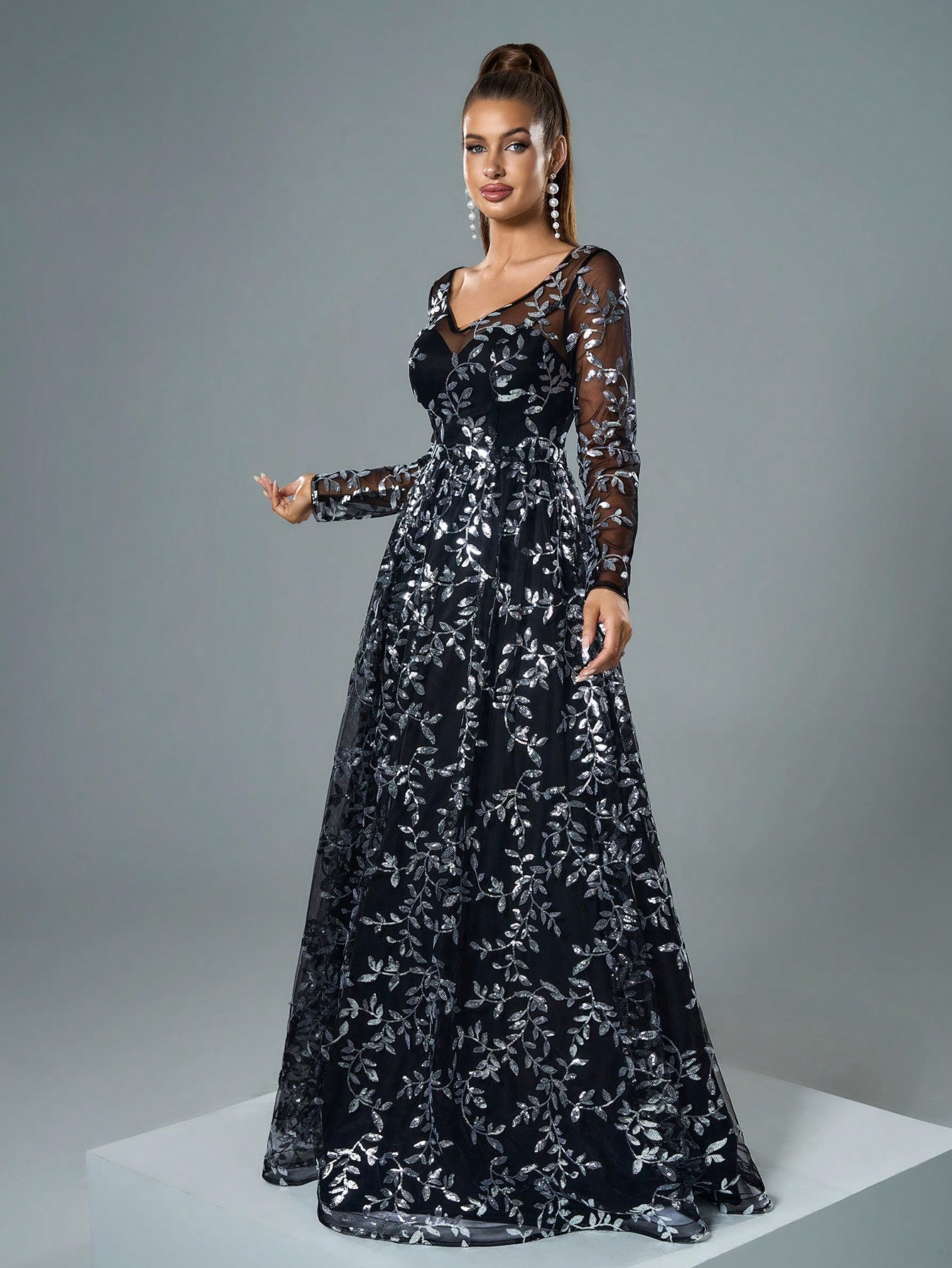Leely Elegant V Neck Long Sleeve Evening Gown