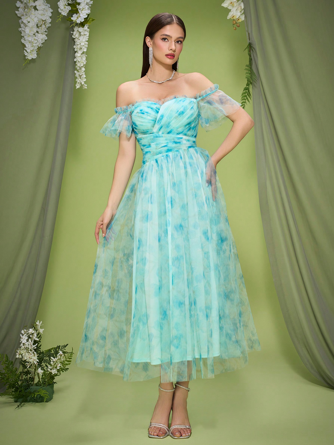 Leely Women's Elegant Sweetheart Cloak Sleeve Lace A-Line Dress