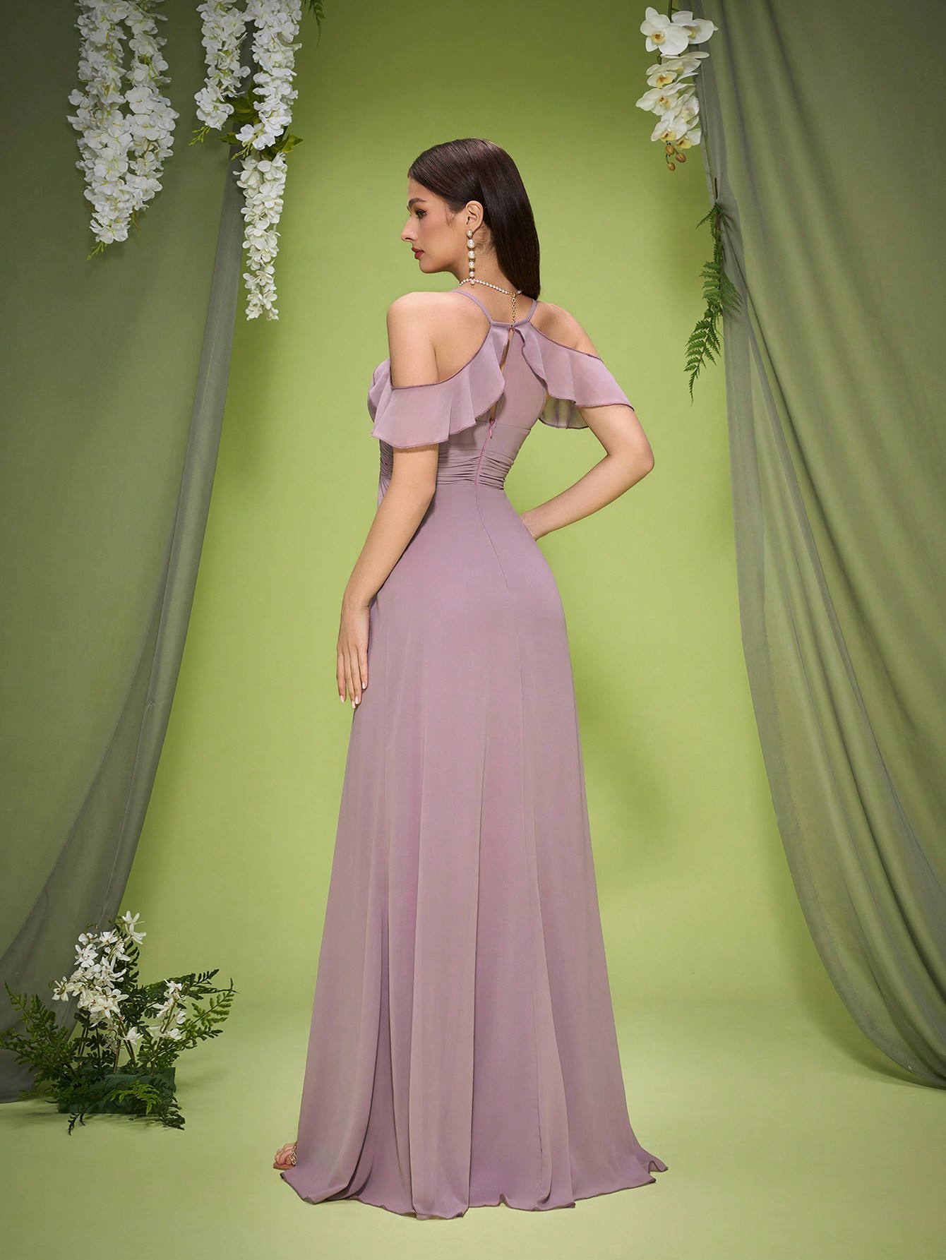 Leely Elegant Spaghetti Straps Cold Shoulder Sleeve Evening Gown
