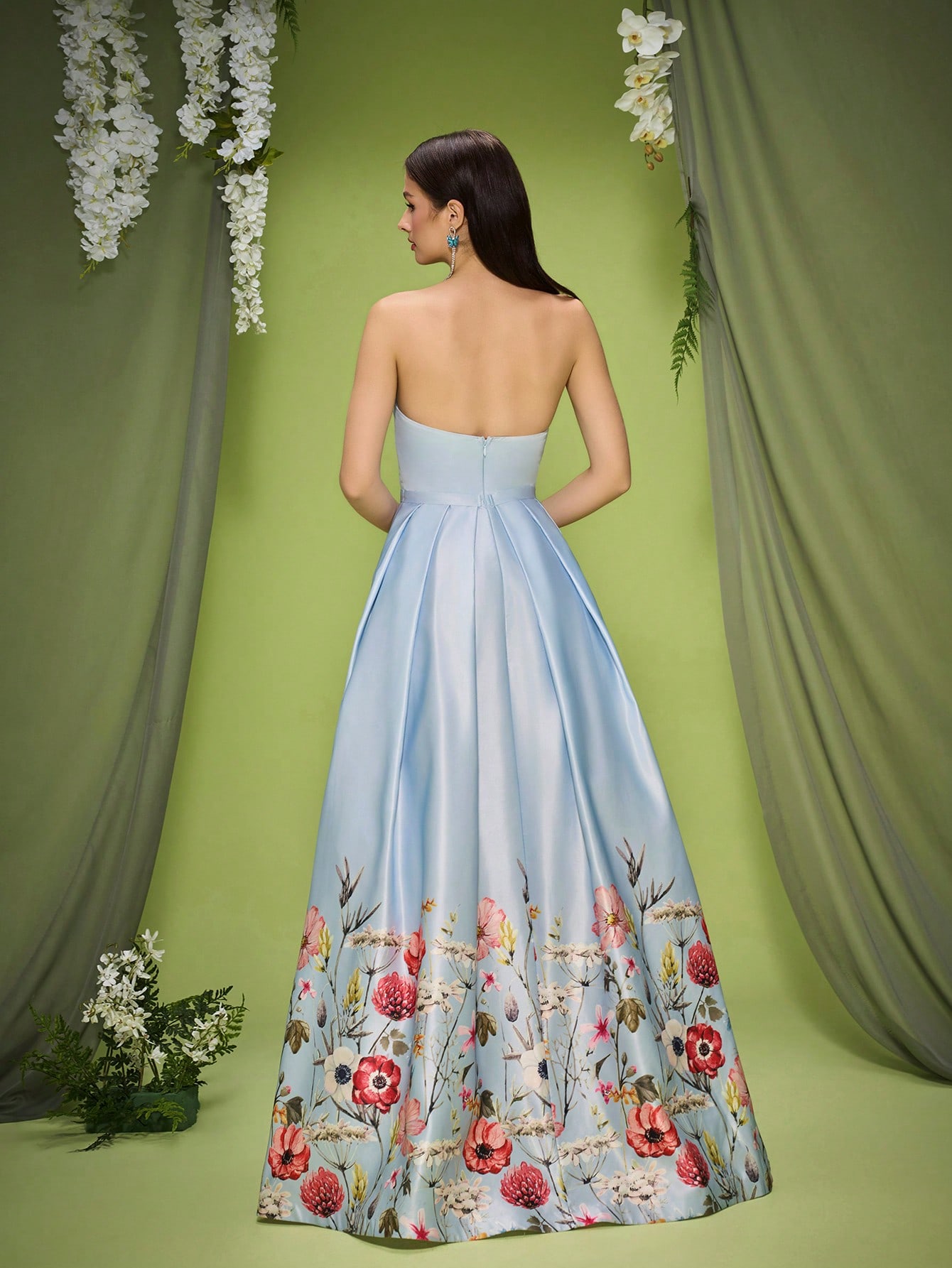 Leely Elegant Strapless Sleeveless Evening Gown