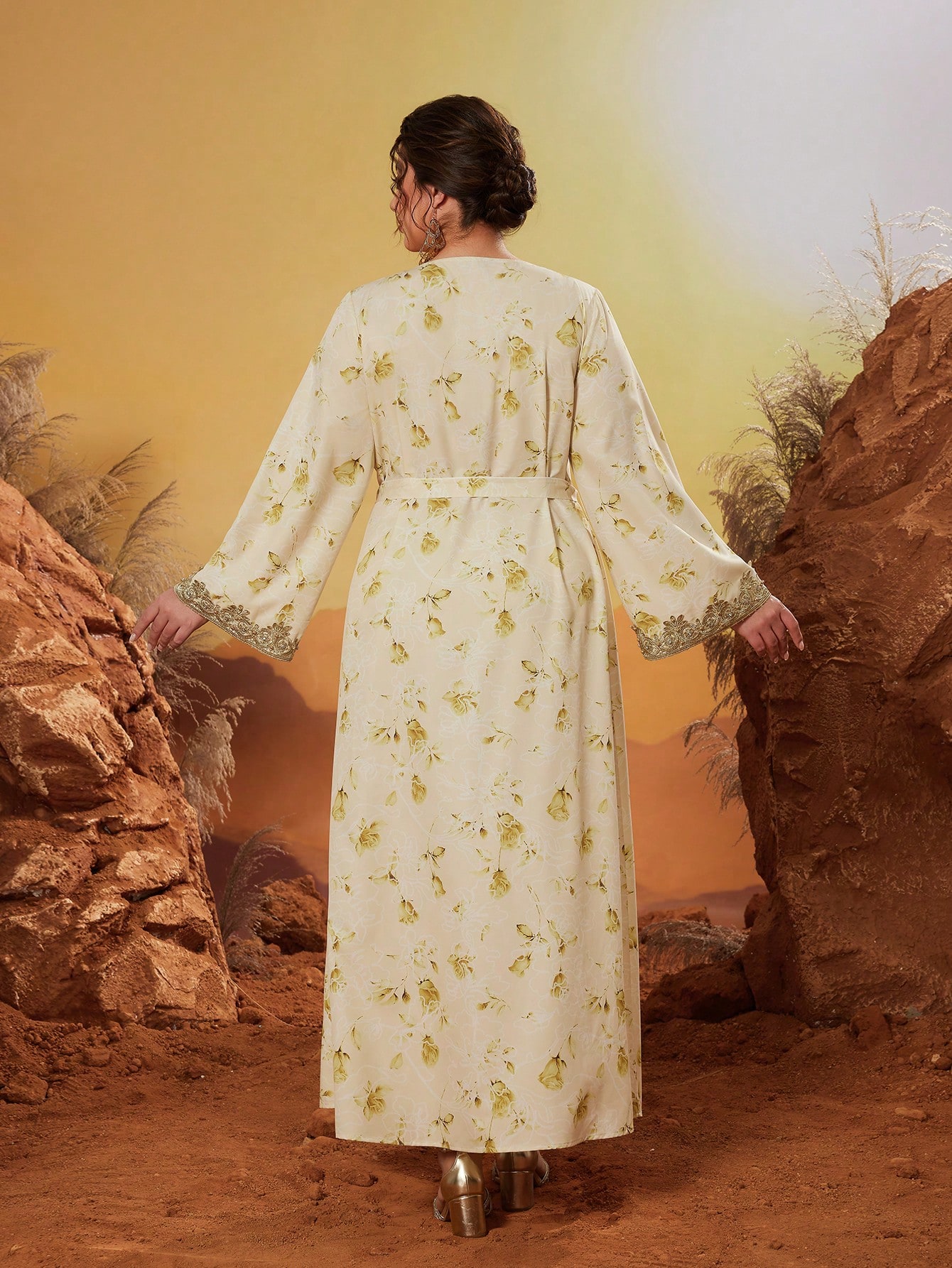 Leely Plus Middle East Arabic Muslim Abaya Women's Loose Long Sleeve V-Neck Floral Print Appliques Maxi Dress