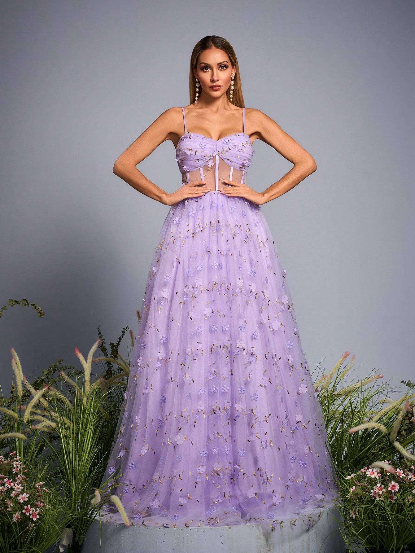 Leely Elegant Spaghetti Straps Sleeveless Evening Gown