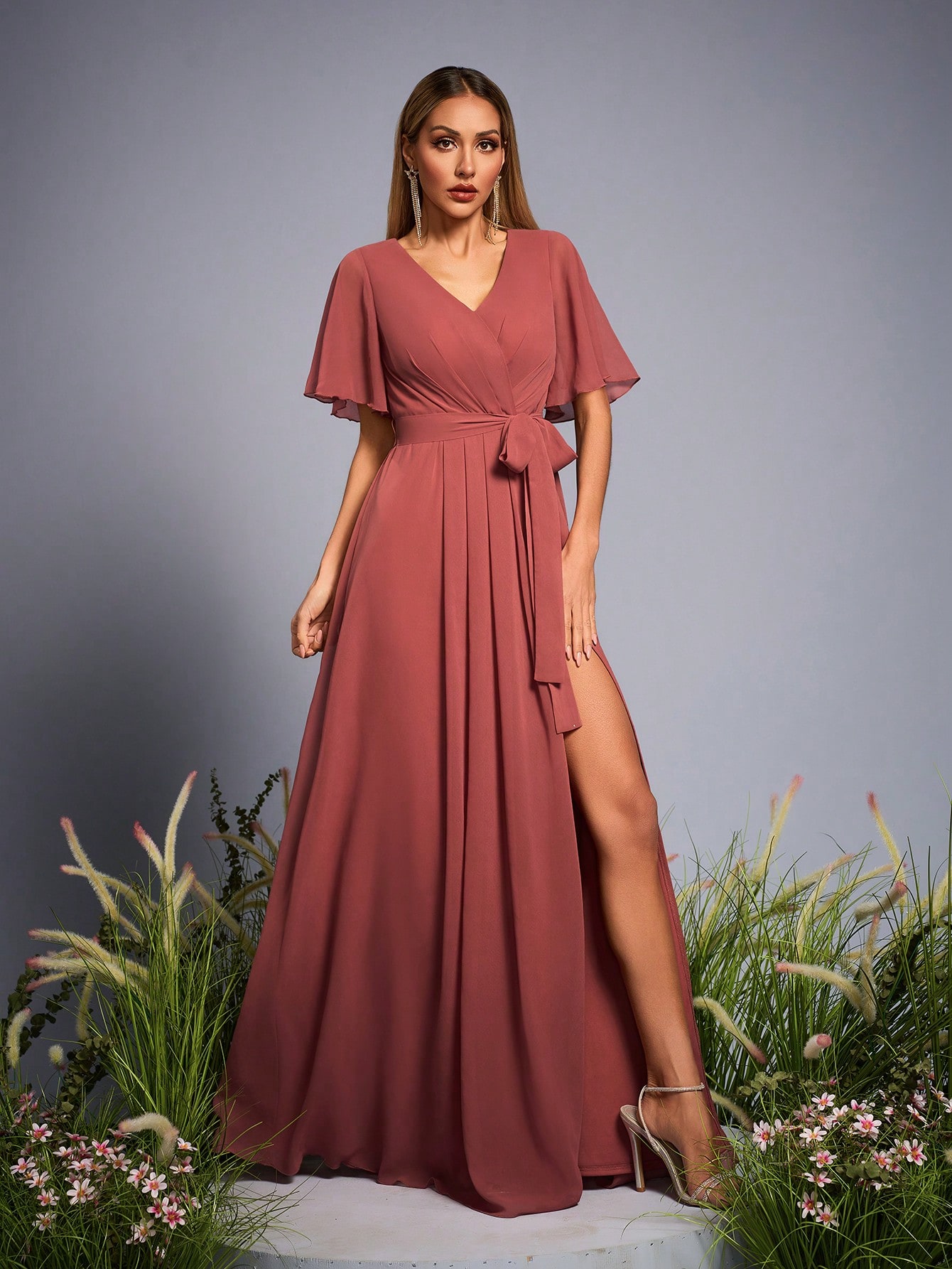 Leely Women's Elegant Sweetheart Cloak Sleeve Lace A-Line Dress