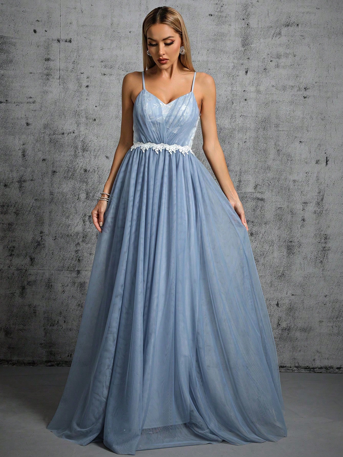 Leely Elegant Spaghetti Straps Sleeveless A Line Evening Gown