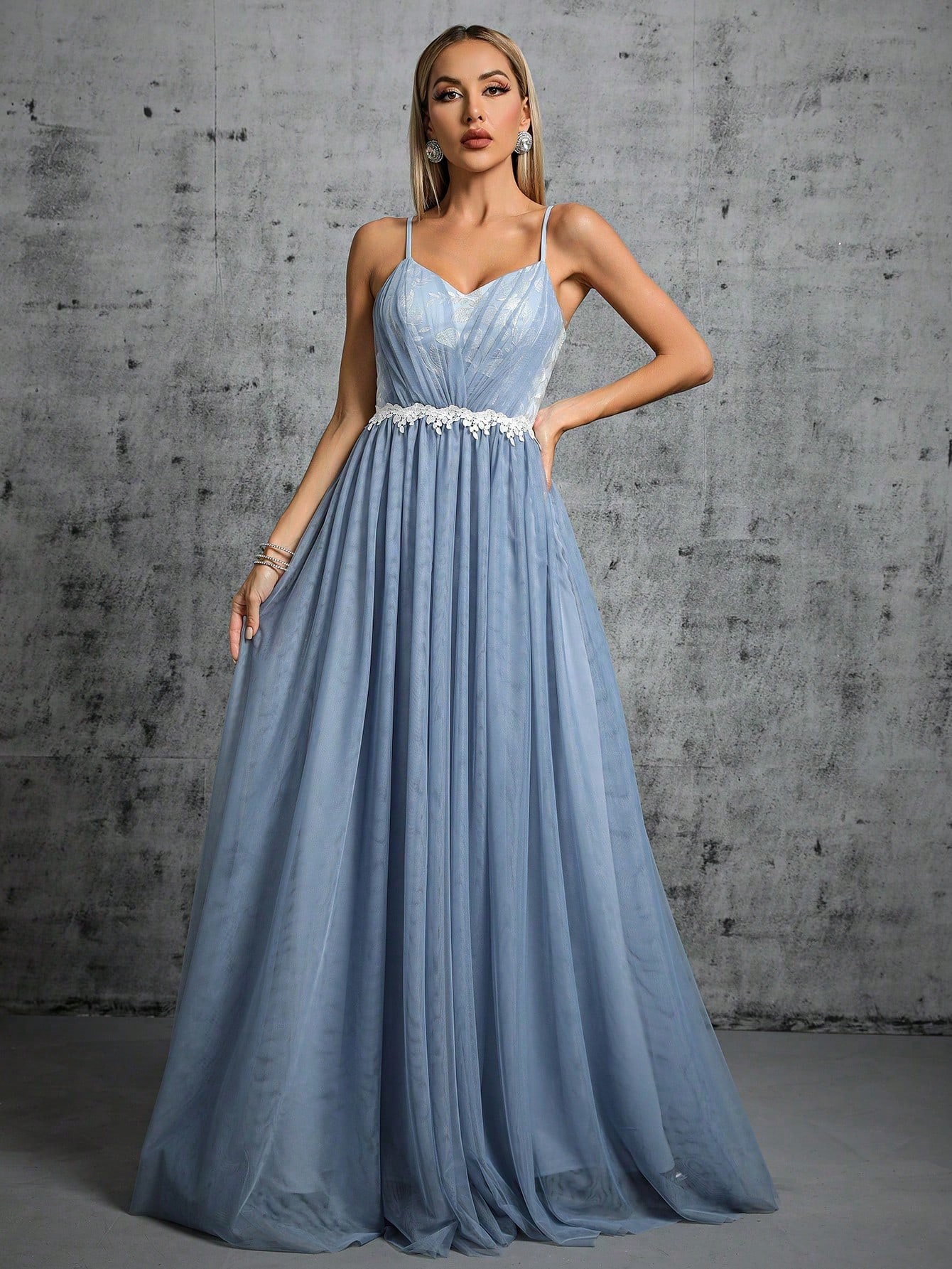 Leely Elegant Spaghetti Straps Sleeveless A Line Evening Gown