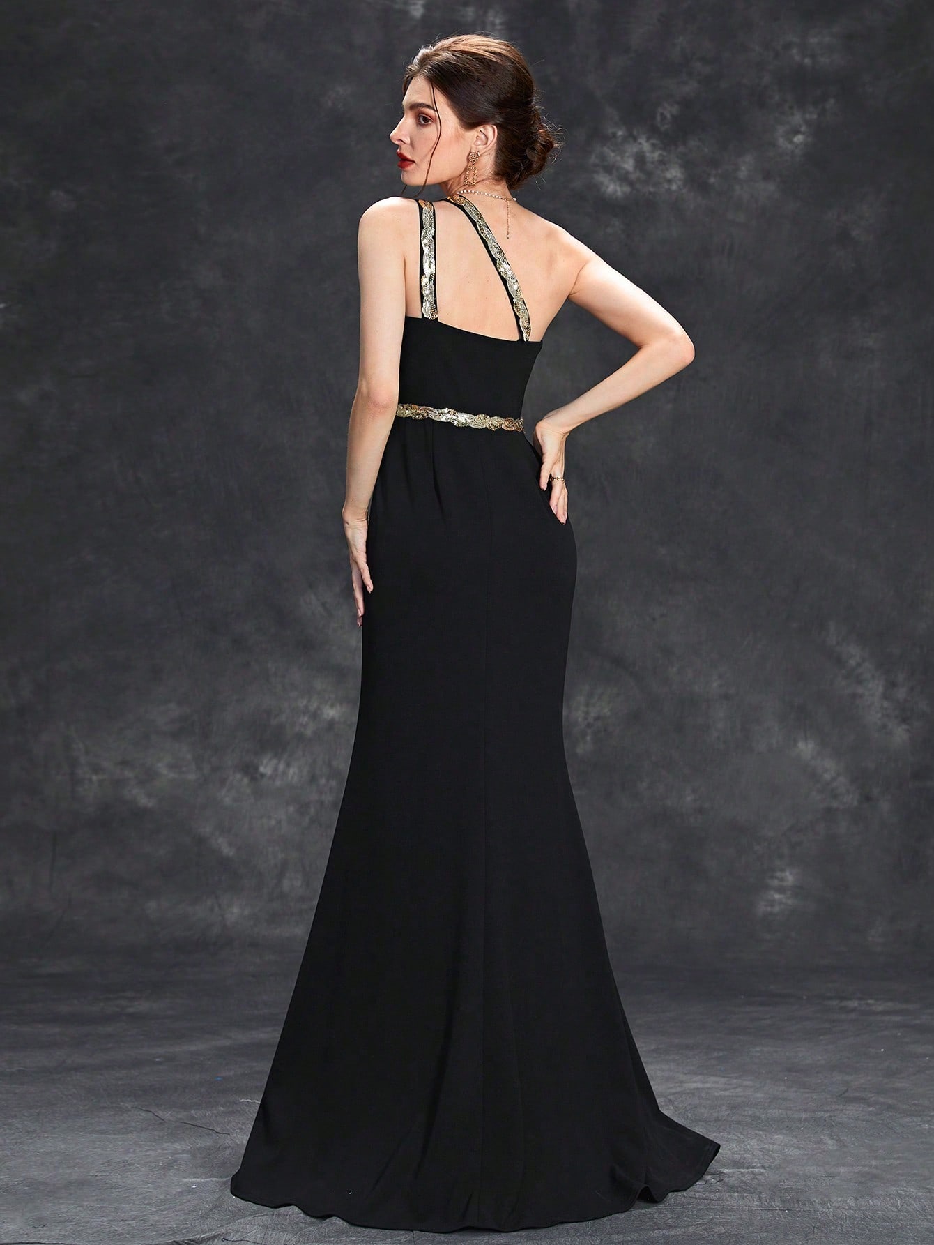 Leely Elegant One Shoulder Sleeveless Evening Gown