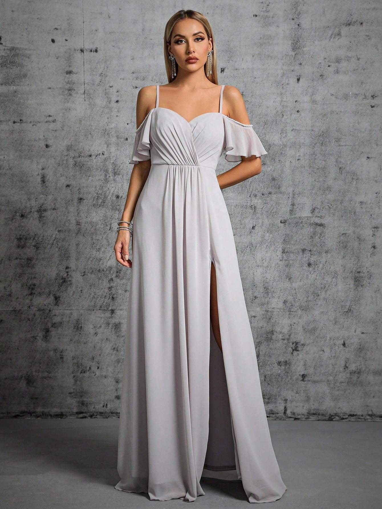 Leely Elegant Spaghetti Straps Cold Shoulder Evening Gown