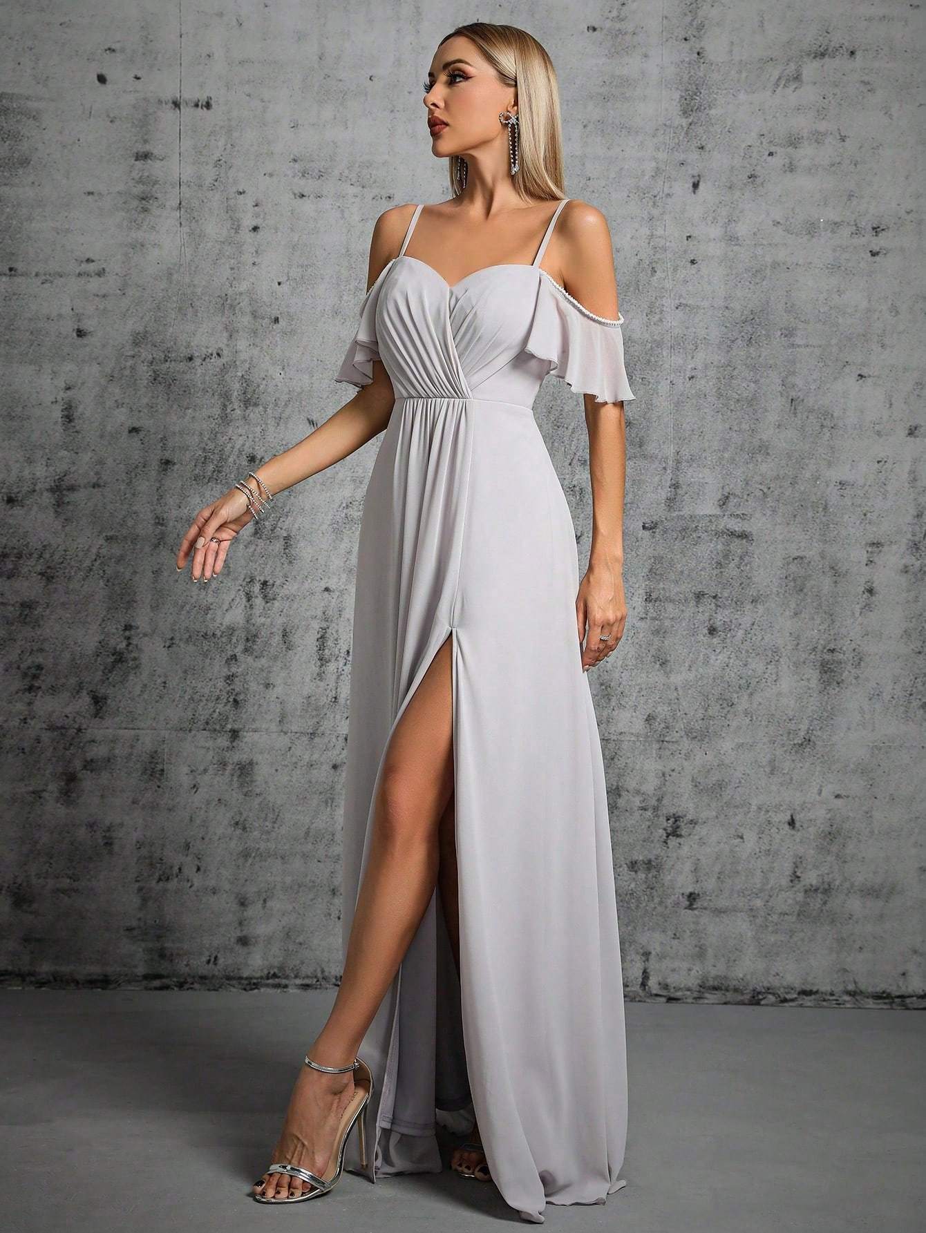 Leely Elegant Spaghetti Straps Cold Shoulder Evening Gown