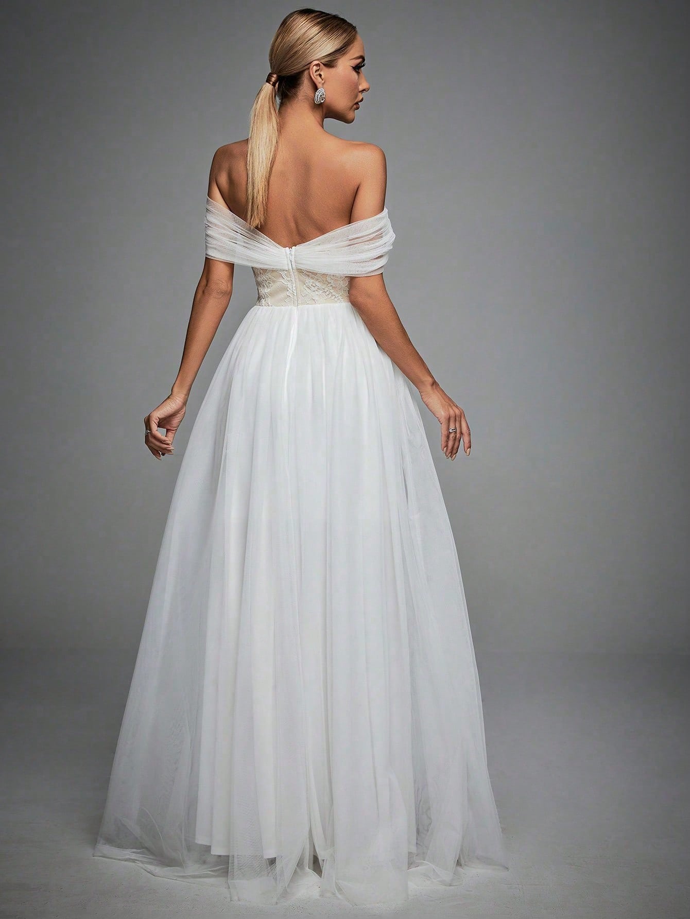 Leely Elegant Off The Shoulder Sleeveless A Line Evening Gown