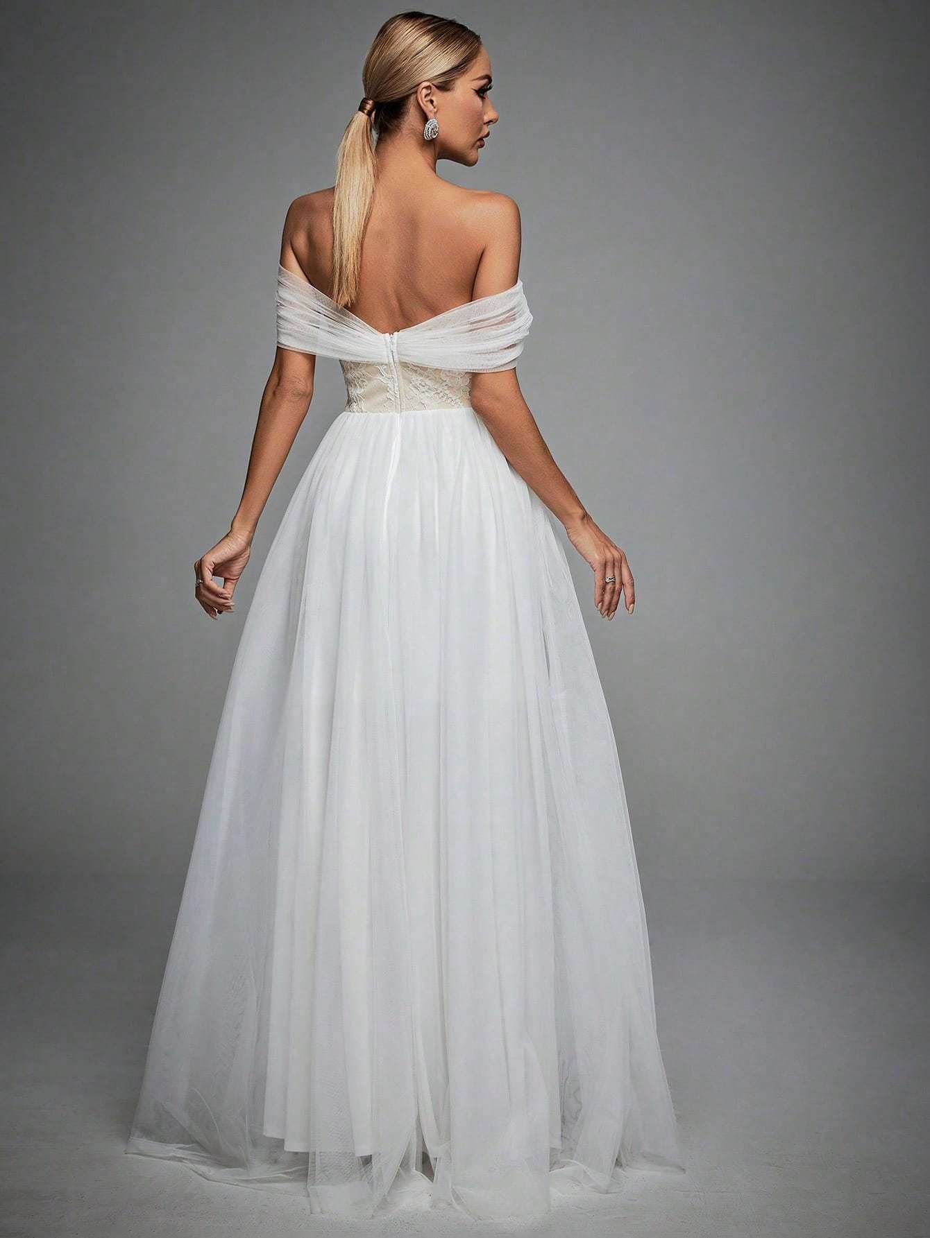 Leely Elegant Off The Shoulder Sleeveless A Line Evening Gown