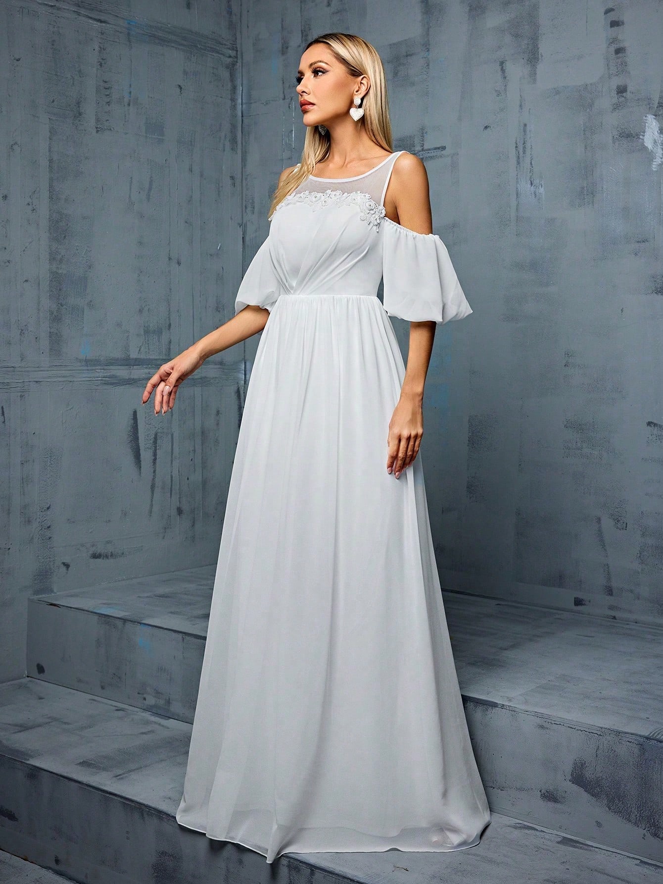 Leely Elegant Round Neck Cold Shoulder Evening Gown