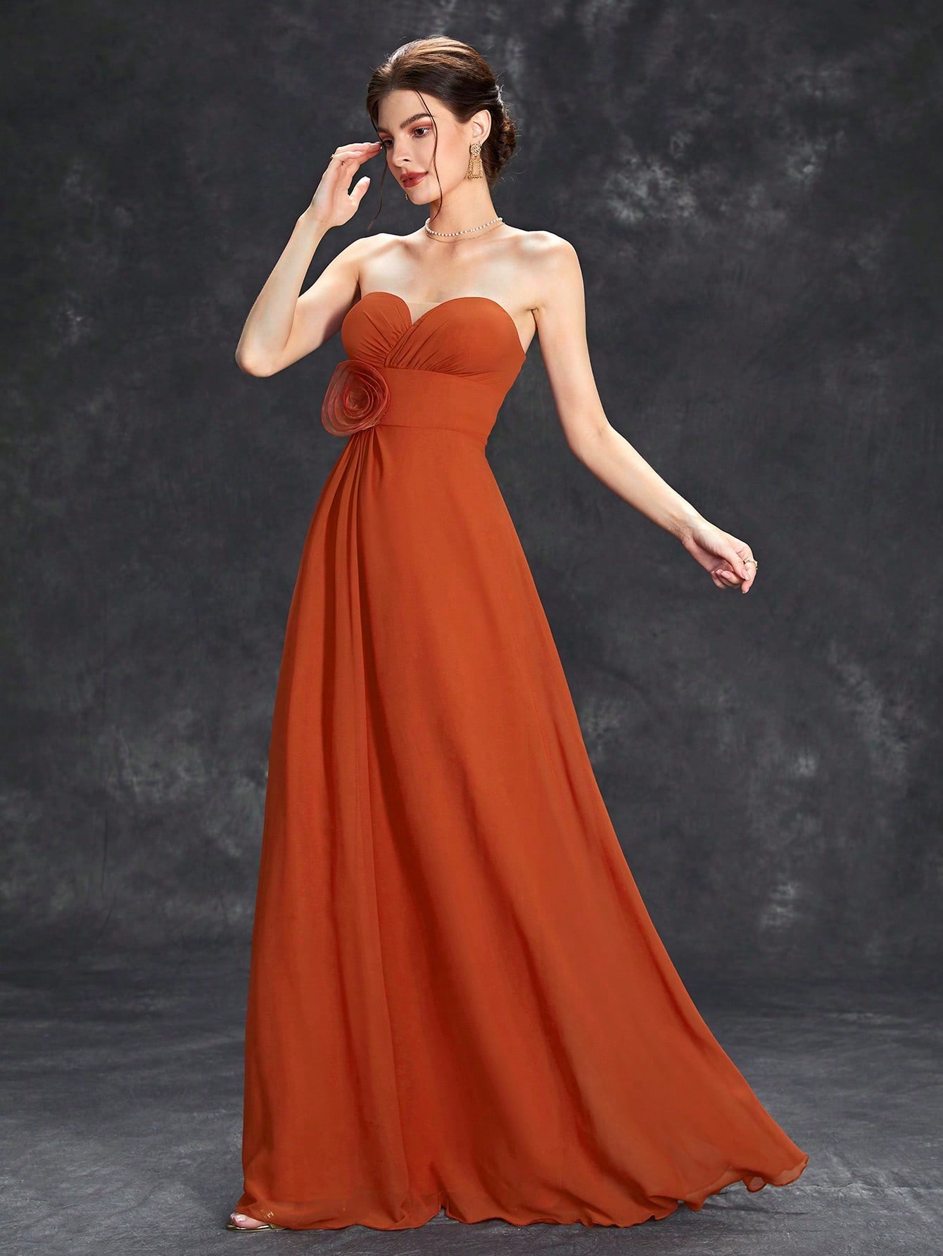 Leely Elegant Strapless Sleeveless Evening Gown
