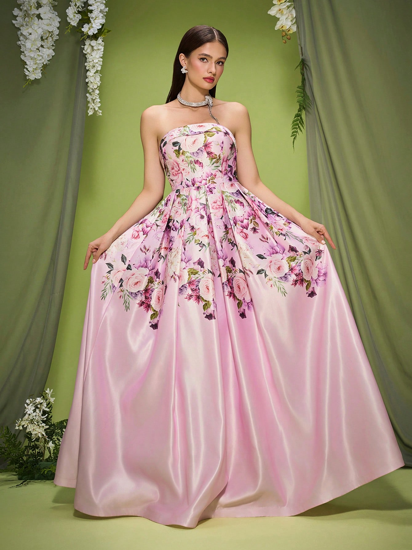 Leely Elegant Strapless Sleeveless Evening Gown