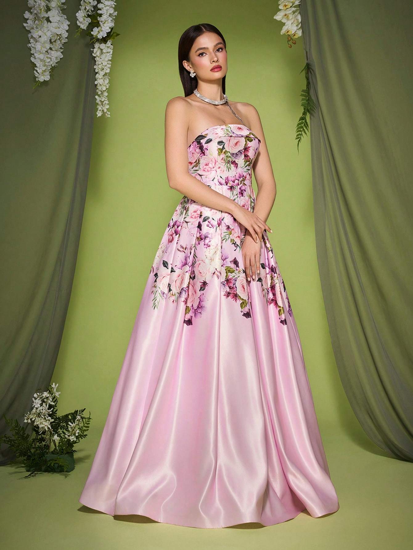 Leely Elegant Strapless Sleeveless Evening Gown