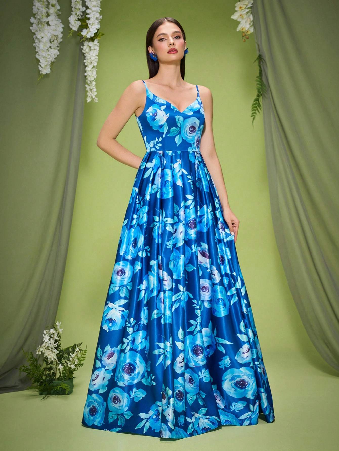 Leely Elegant Spaghetti Straps Sleeveless Evening Gown