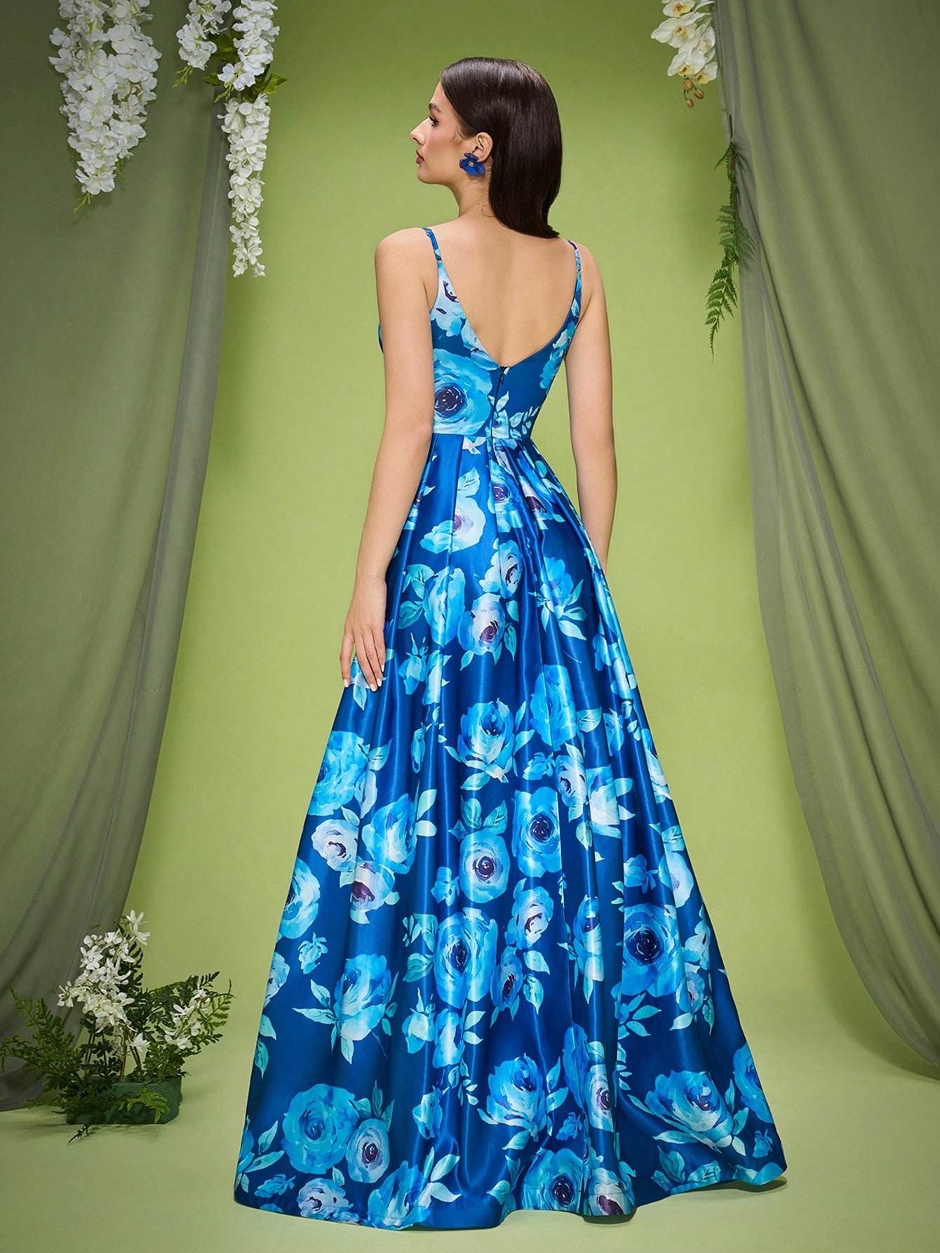 Leely Elegant Spaghetti Straps Sleeveless Evening Gown