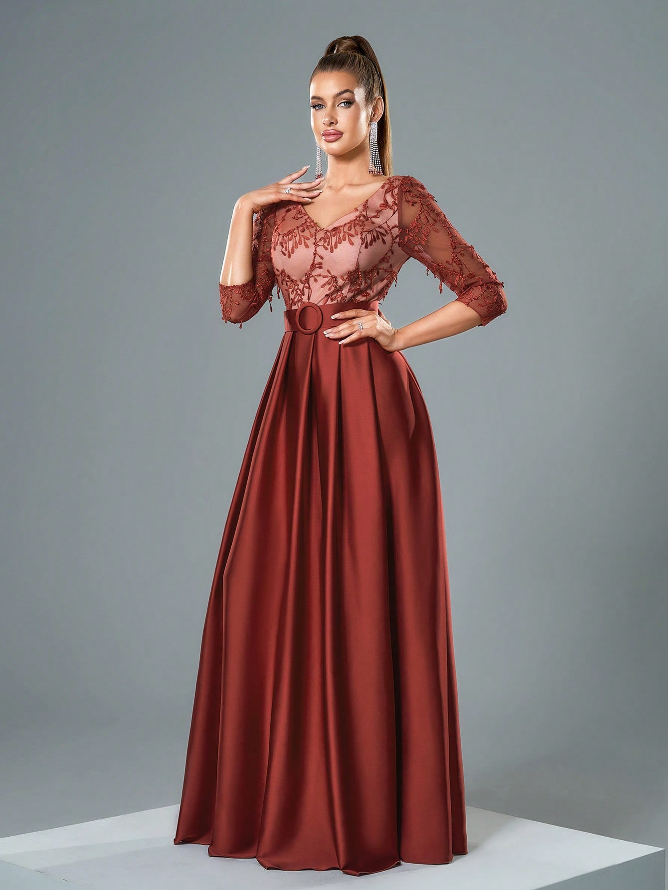 Leely Elegant V Neck Three Quarter Length Sleeve Evening Gown